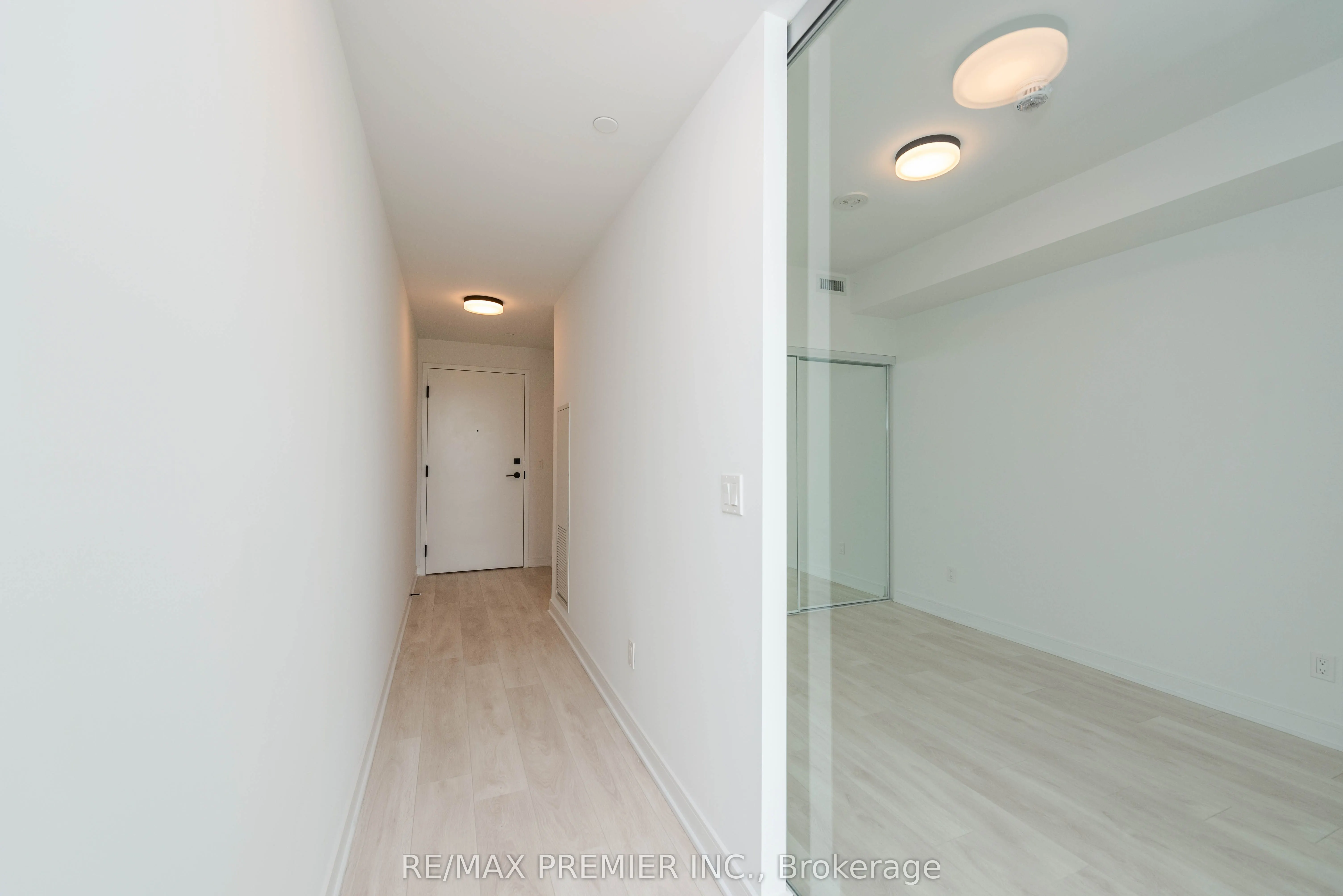 35 Rolling Mills Road, #S441