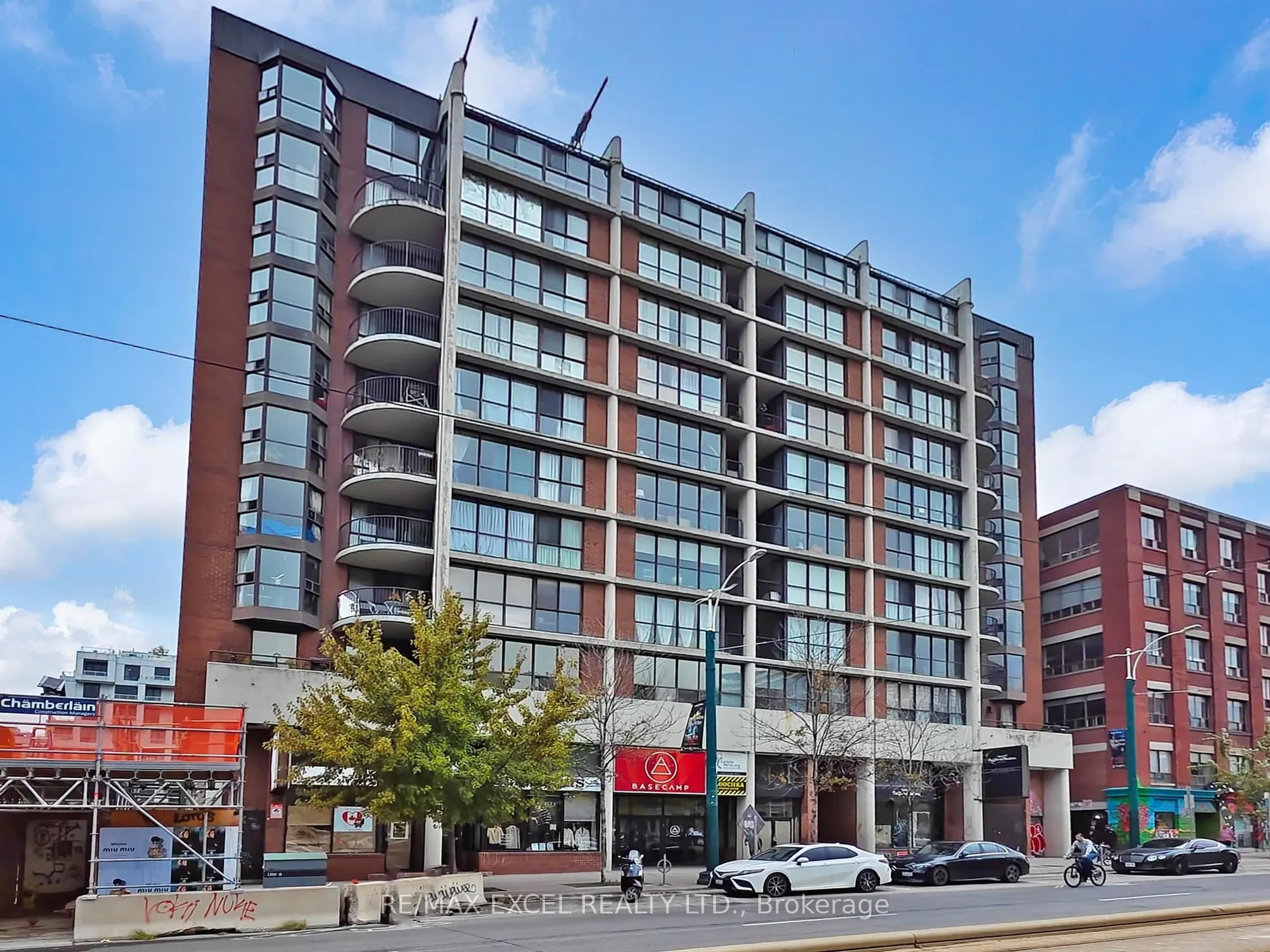 188 Spadina Avenue, #406
