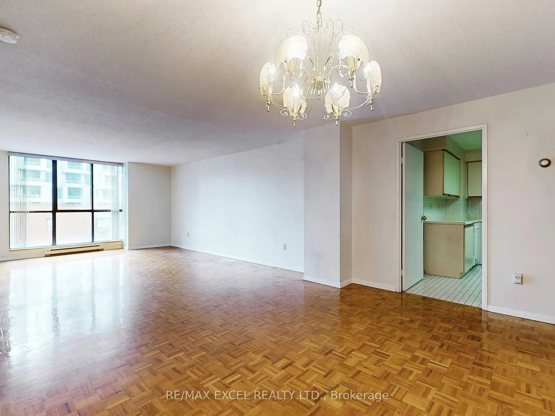 188 Spadina Avenue, #406