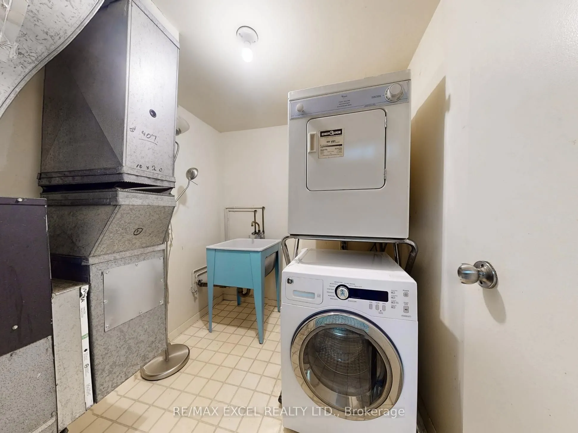 188 Spadina Avenue, #406