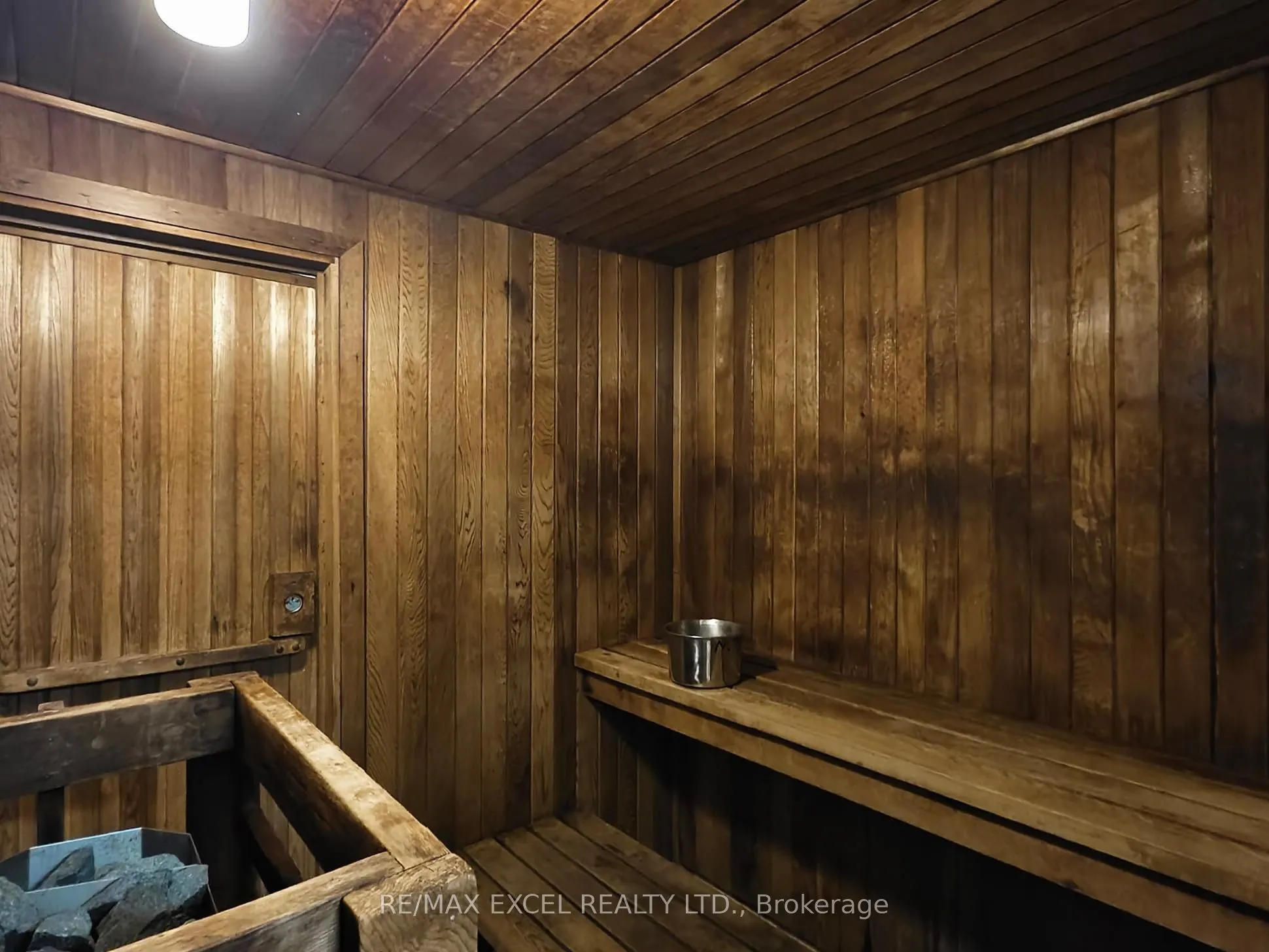 188 Spadina Avenue, #406