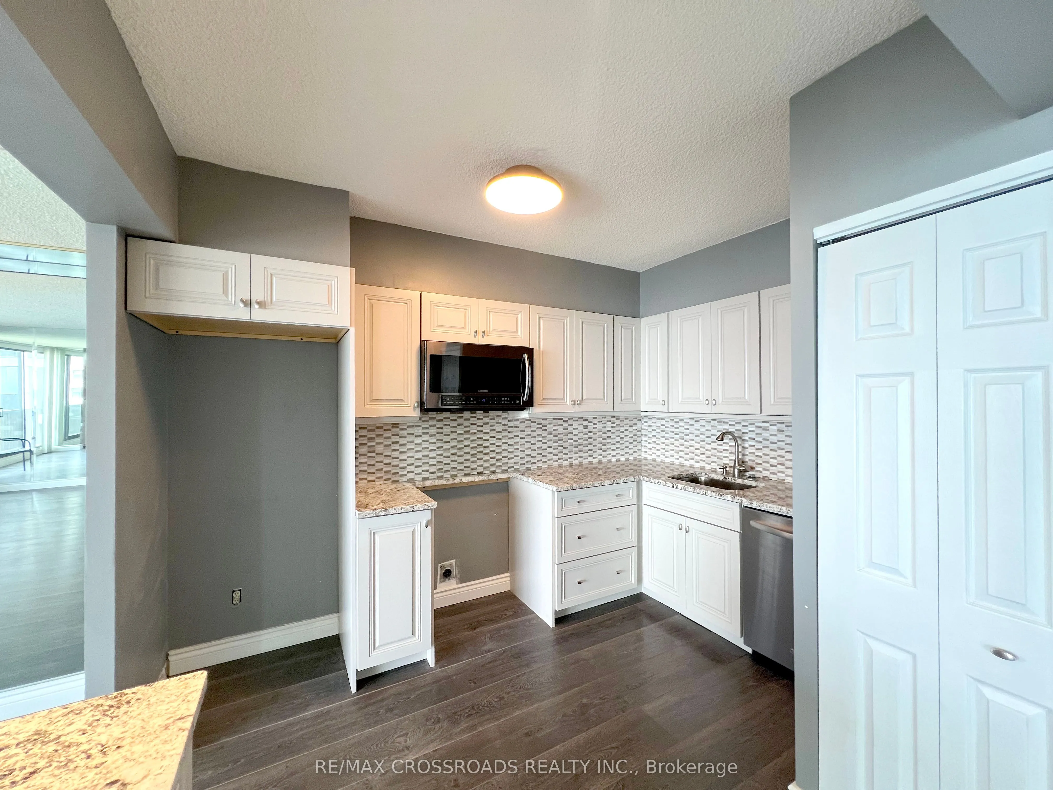 33 Harbour Square, #2212