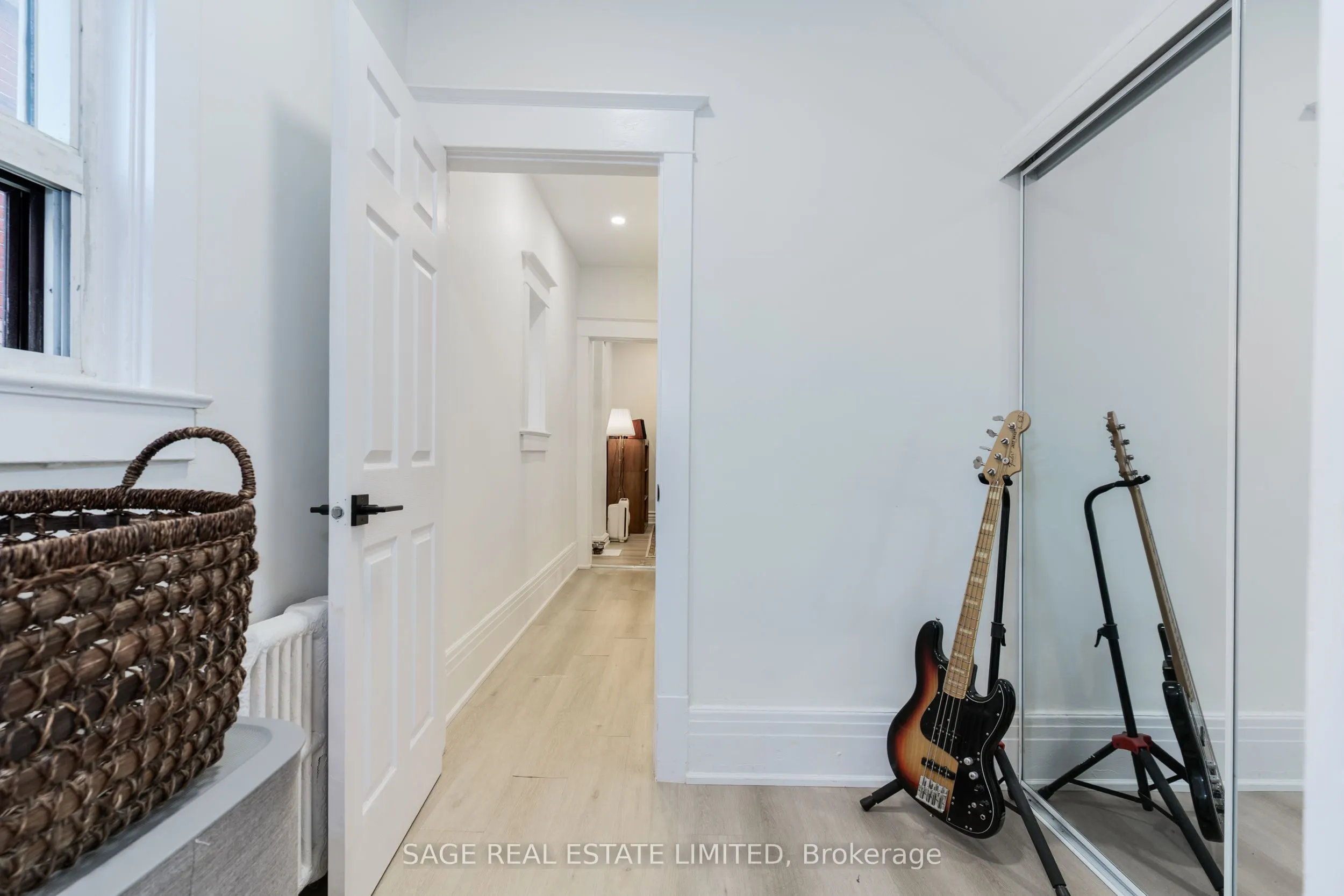 37 Rusholme Road, #Main