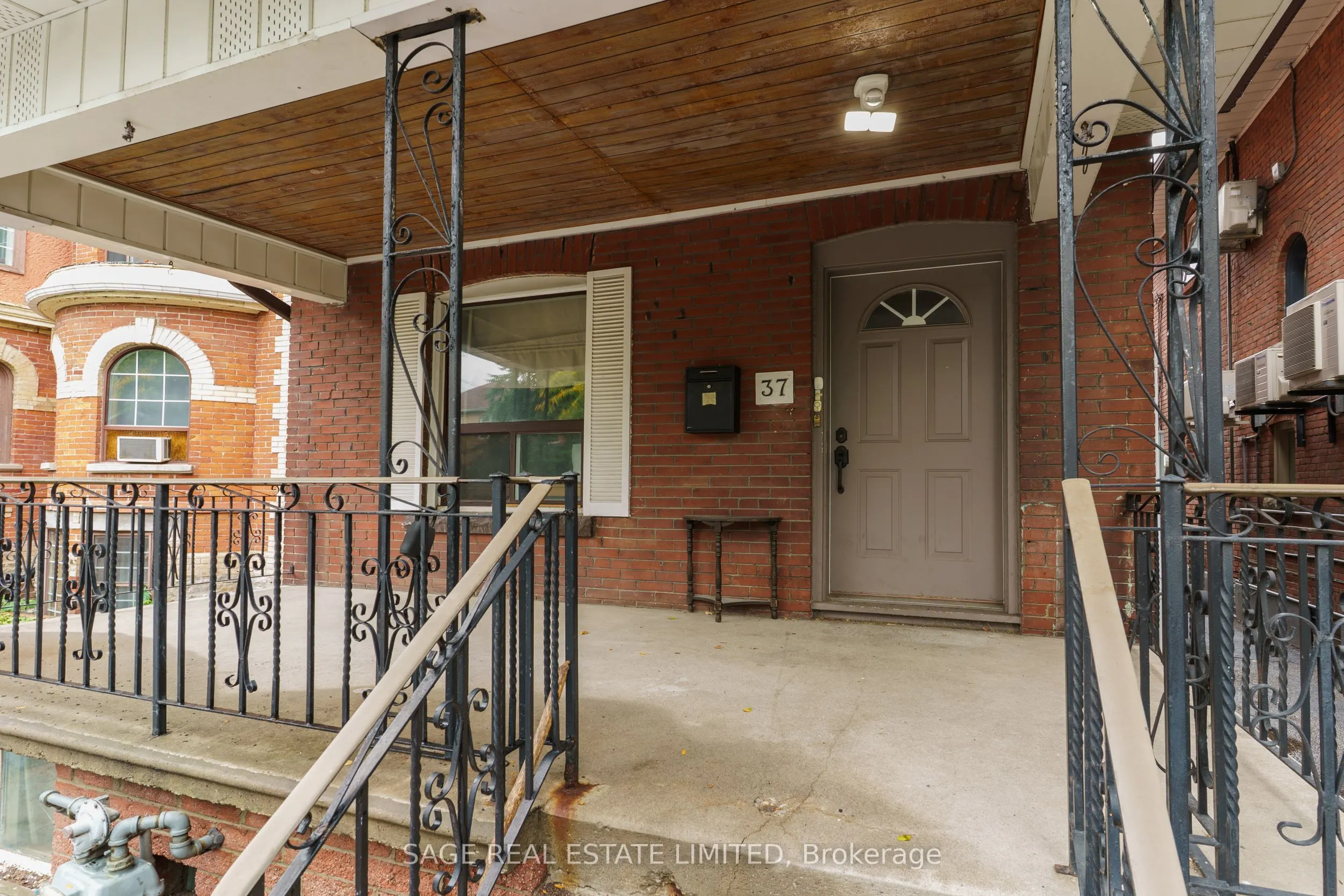 37 Rusholme Road, #Main