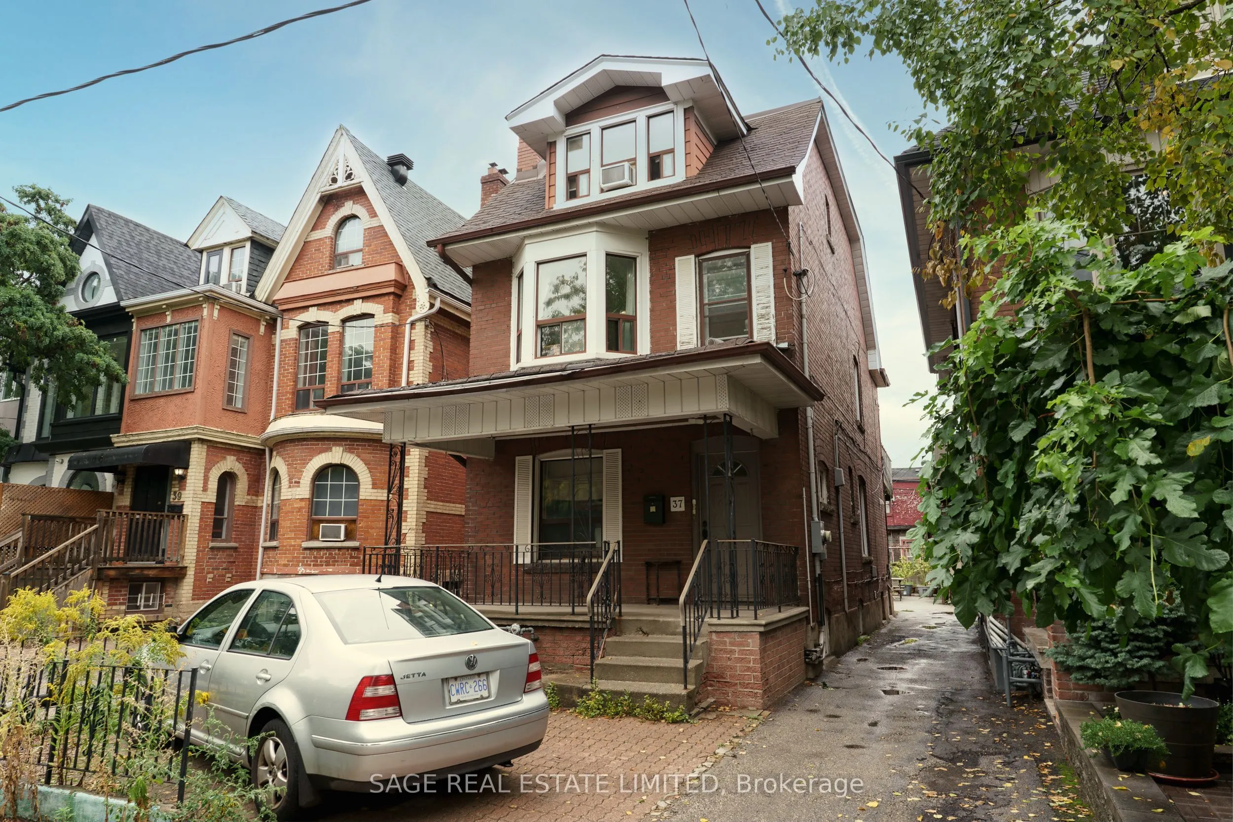 37 Rusholme Road, #Main