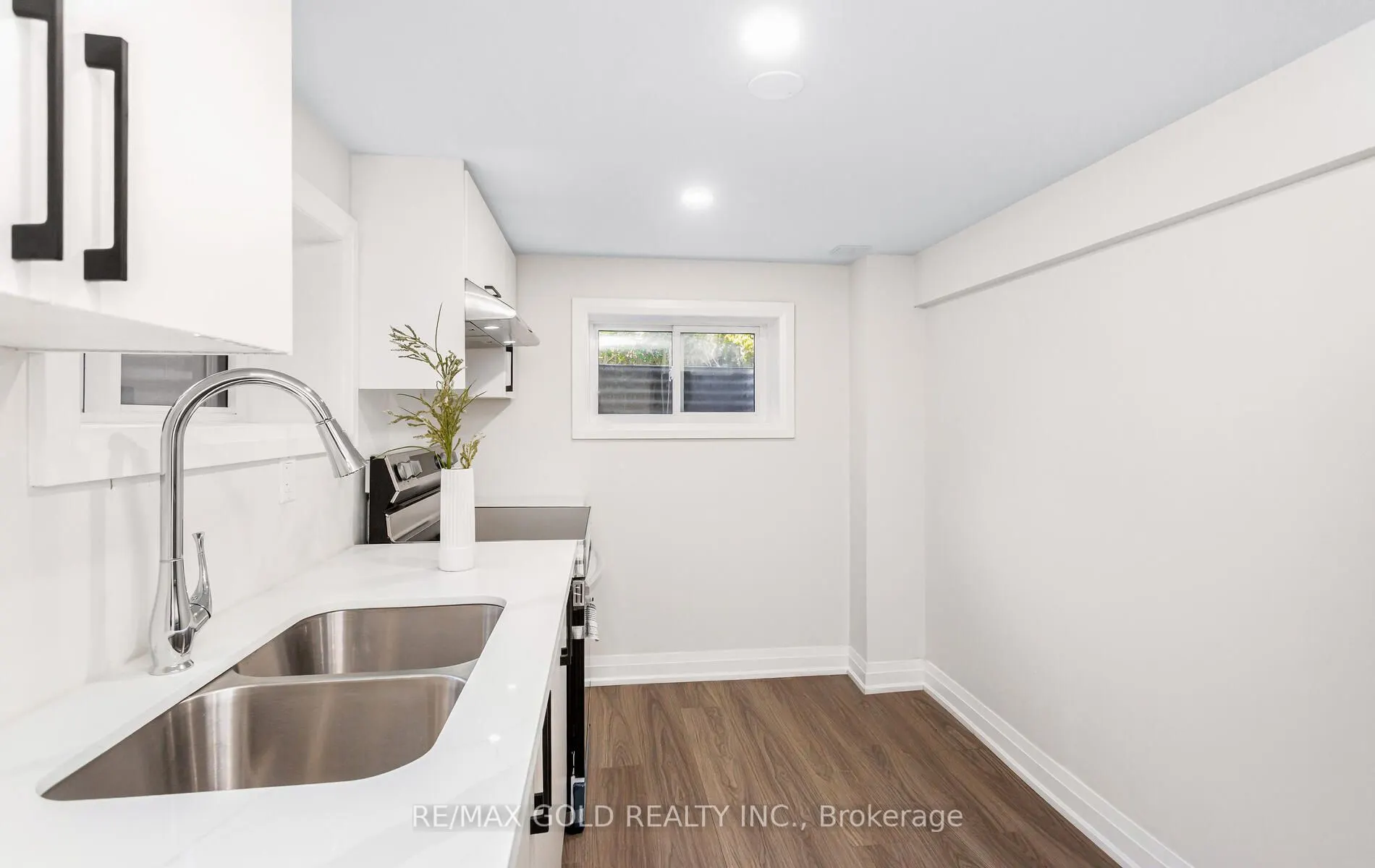 316 Ellerslie Avenue