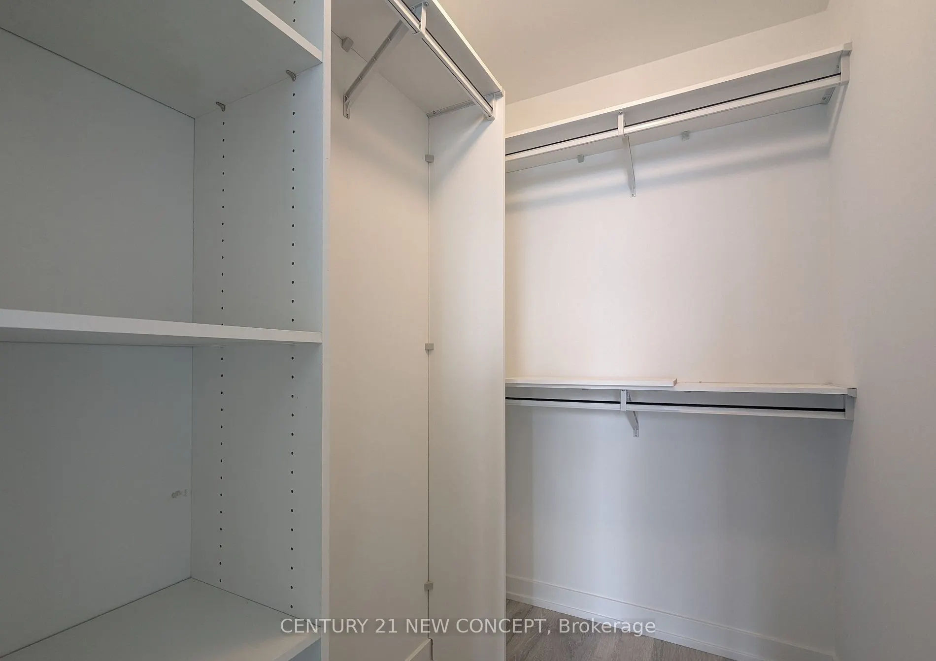 7 Golden Lion Heights, #2905