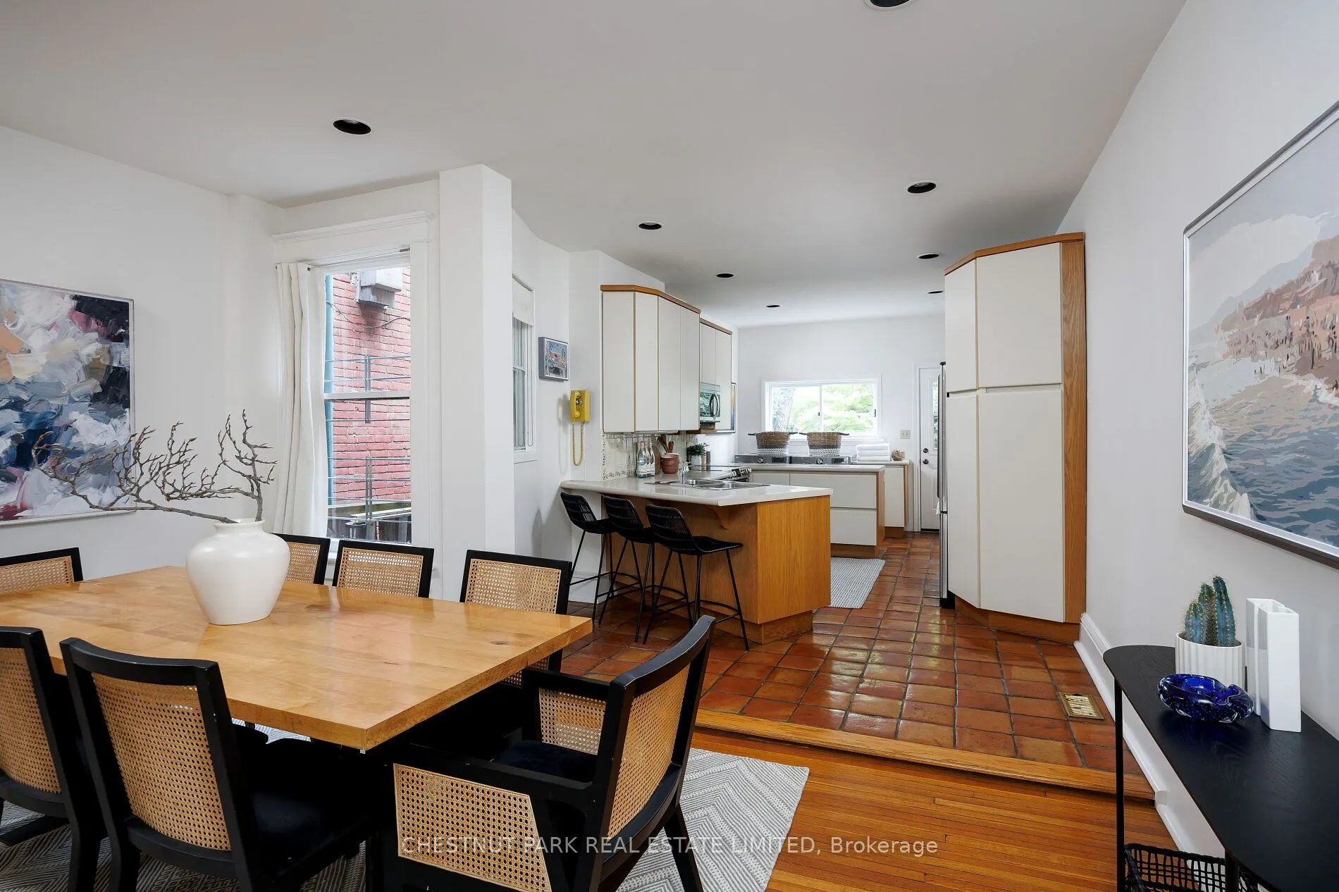 272 Robert Street