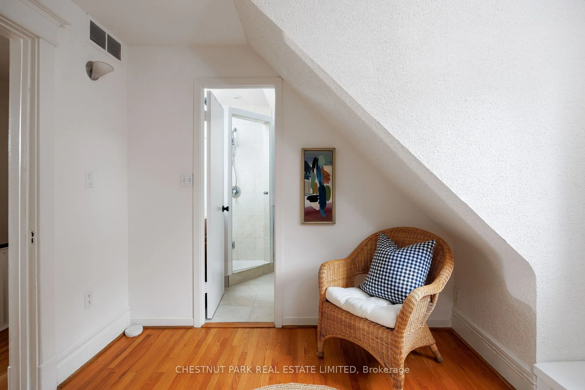 272 Robert Street