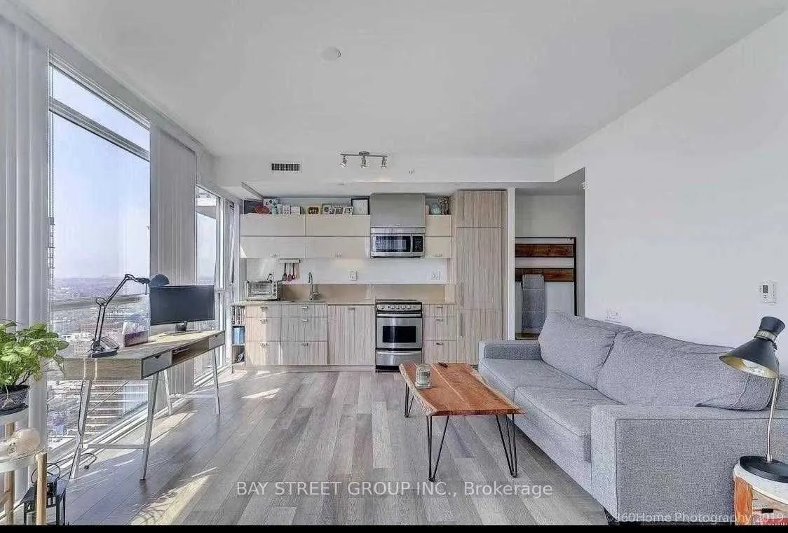 290 Adelaide Street W, #3311