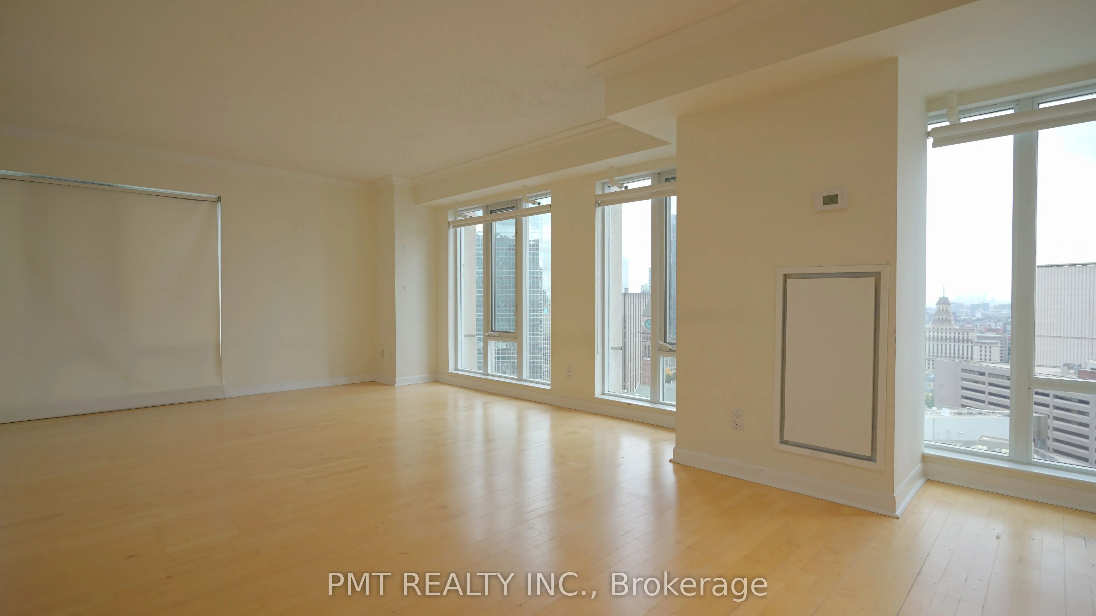 210 Victoria Street, #3008