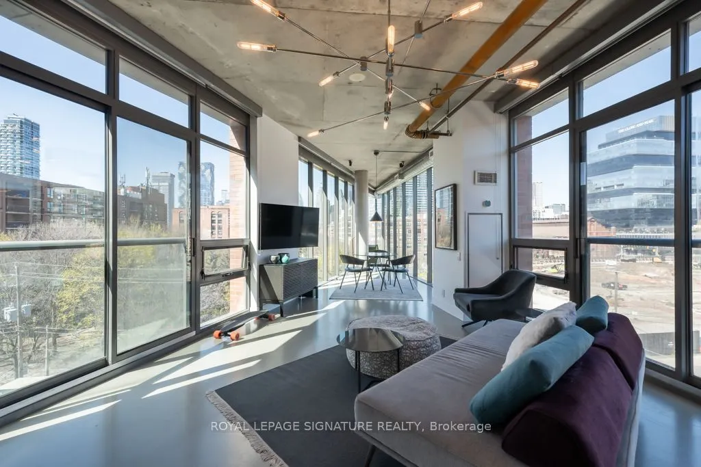 33 Mill Street, #536