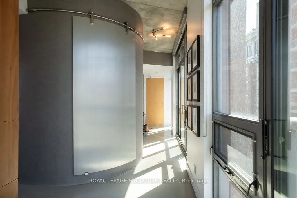 33 Mill Street, #536