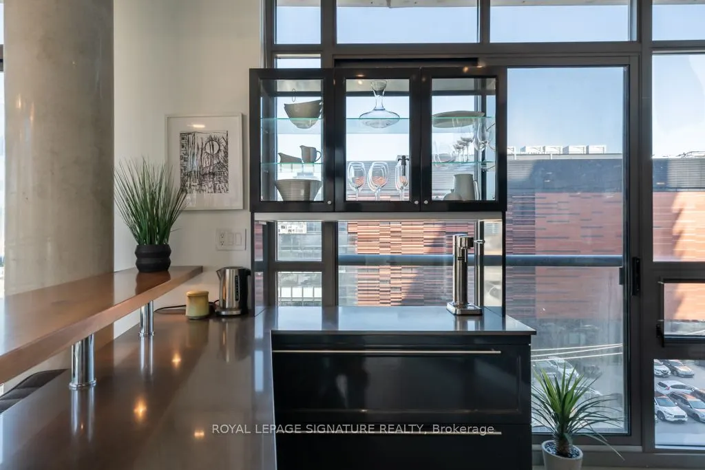 33 Mill Street, #536