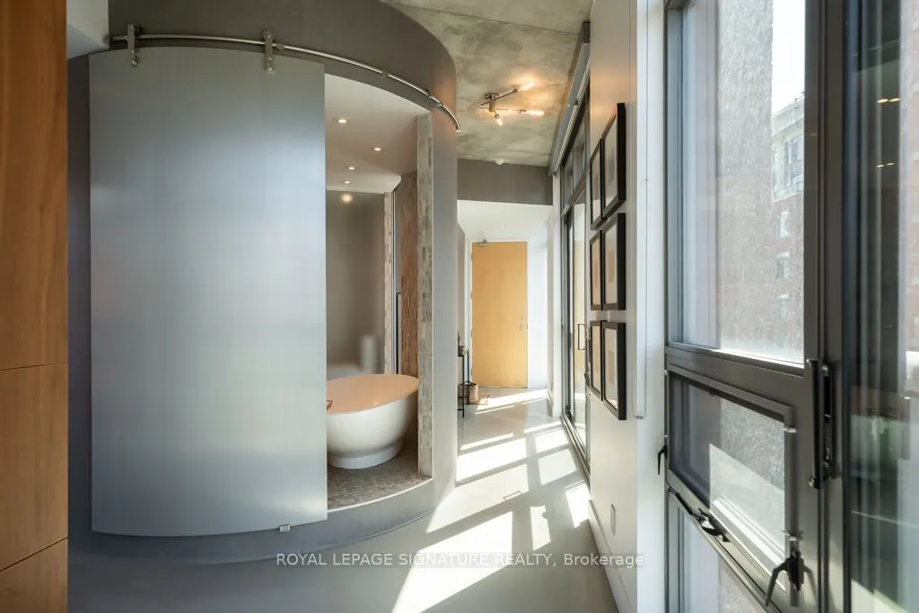 33 Mill Street, #536