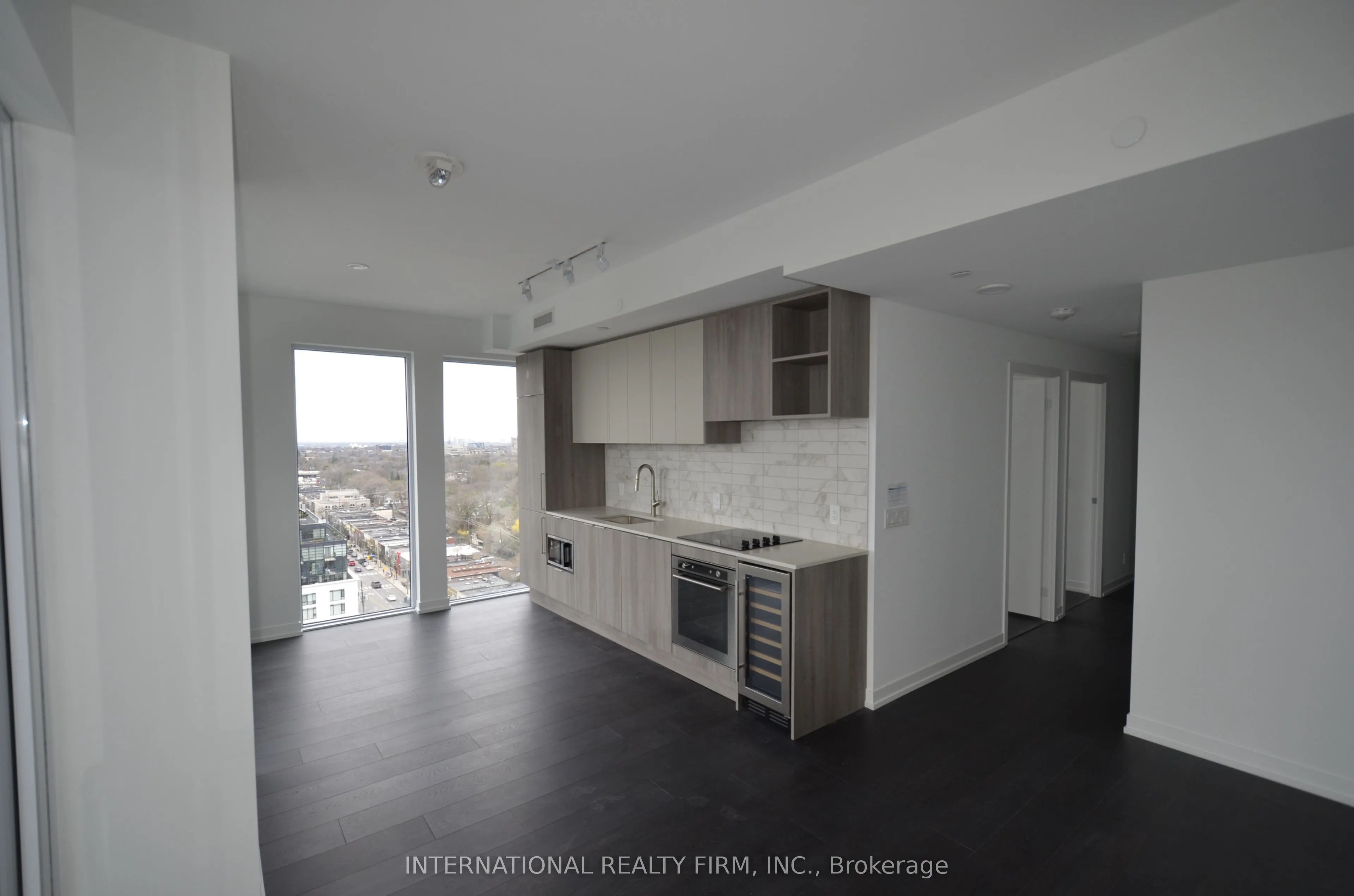 2020 Bathurst Street, #1705