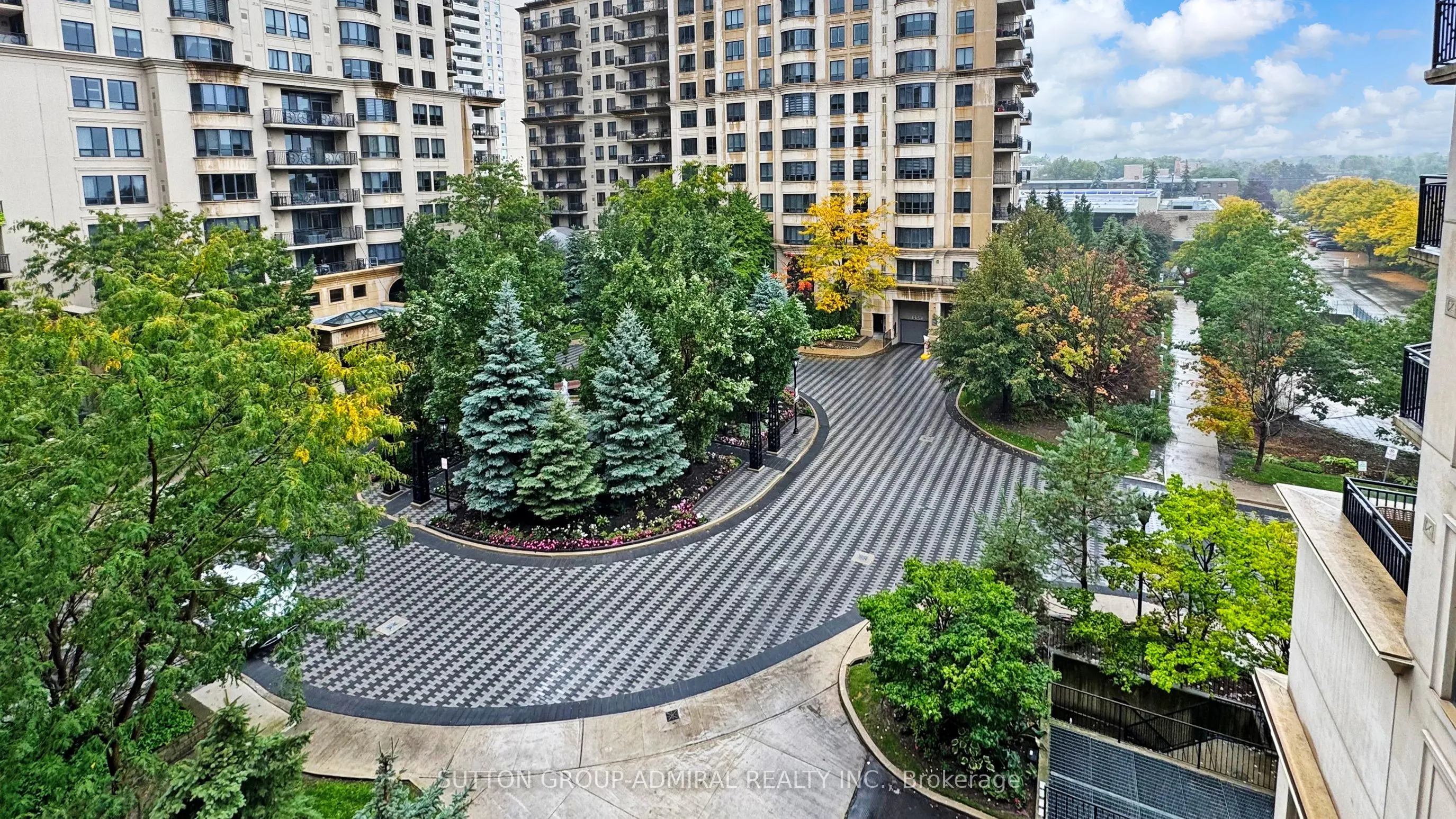 650 Sheppard Avenue E, #506