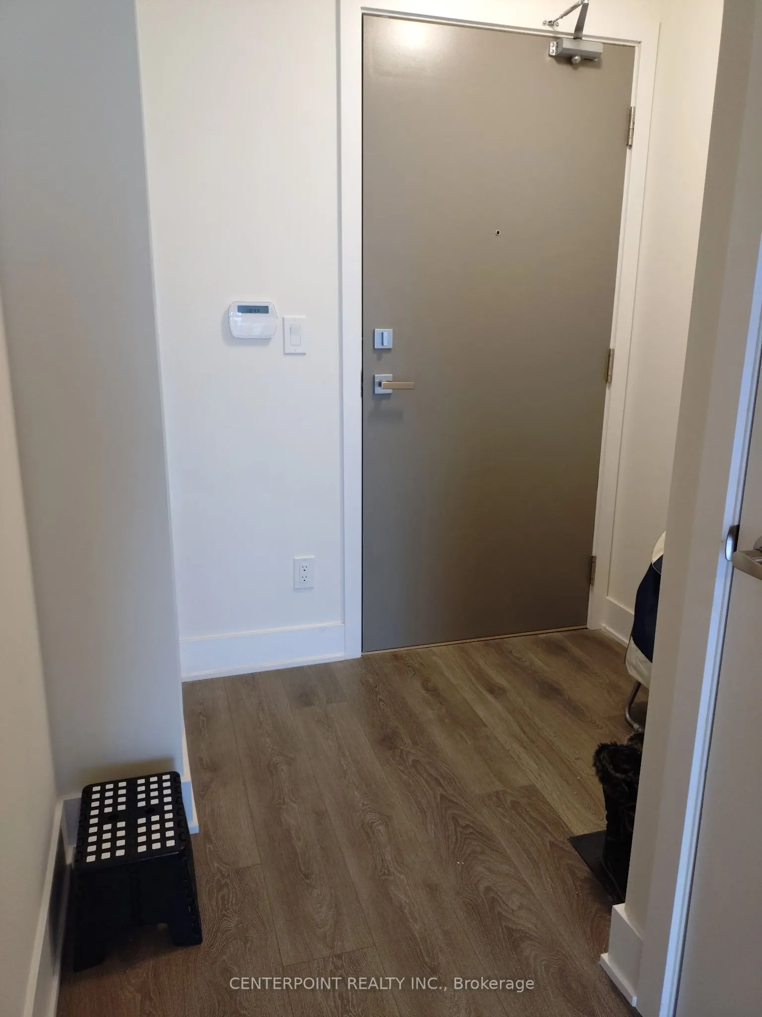 188 Fairview Mall Drive, #5