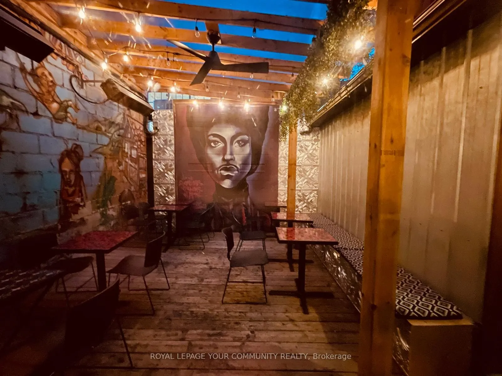 745 Queen Street