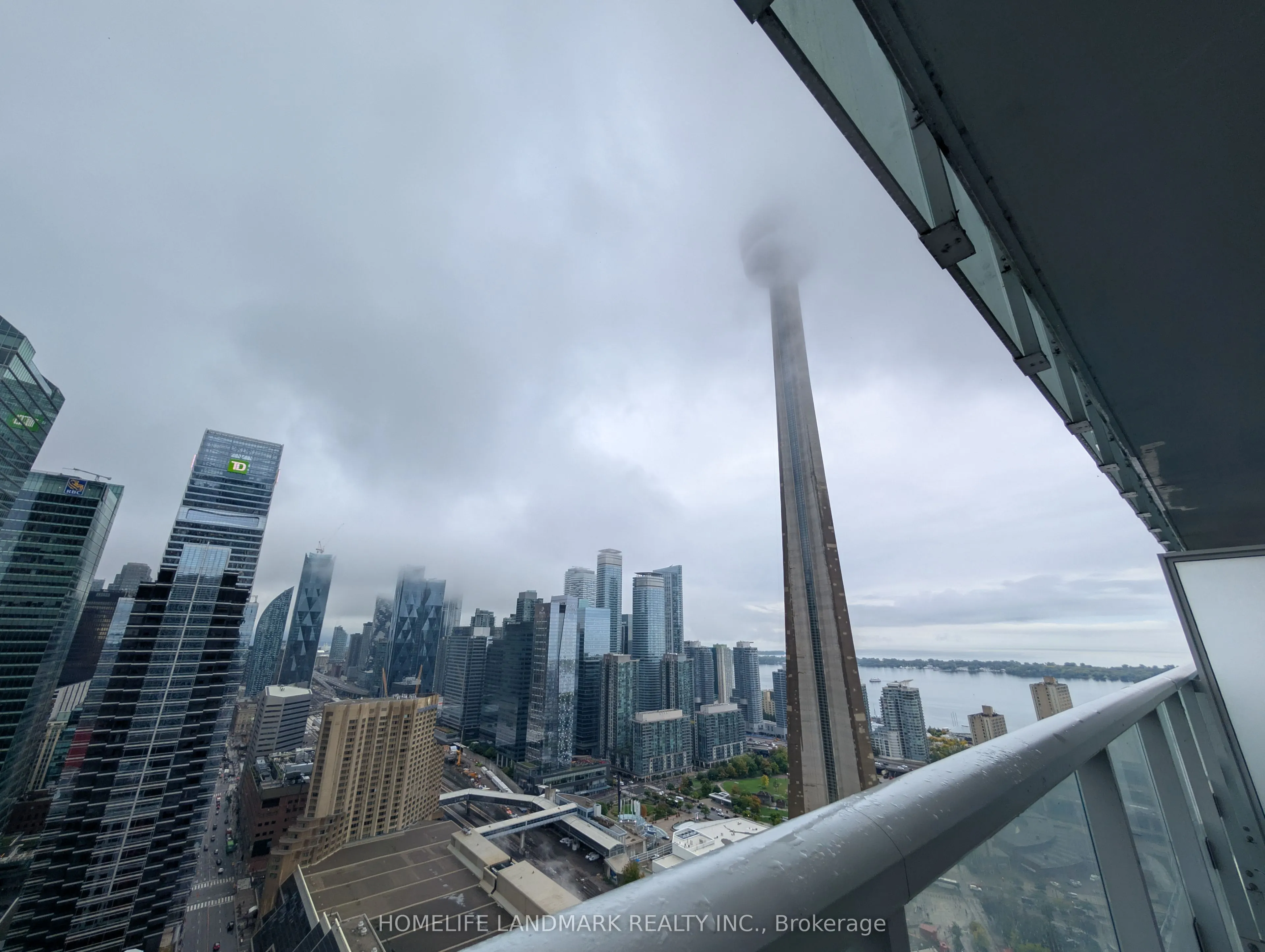 300 Front Street W, #3910