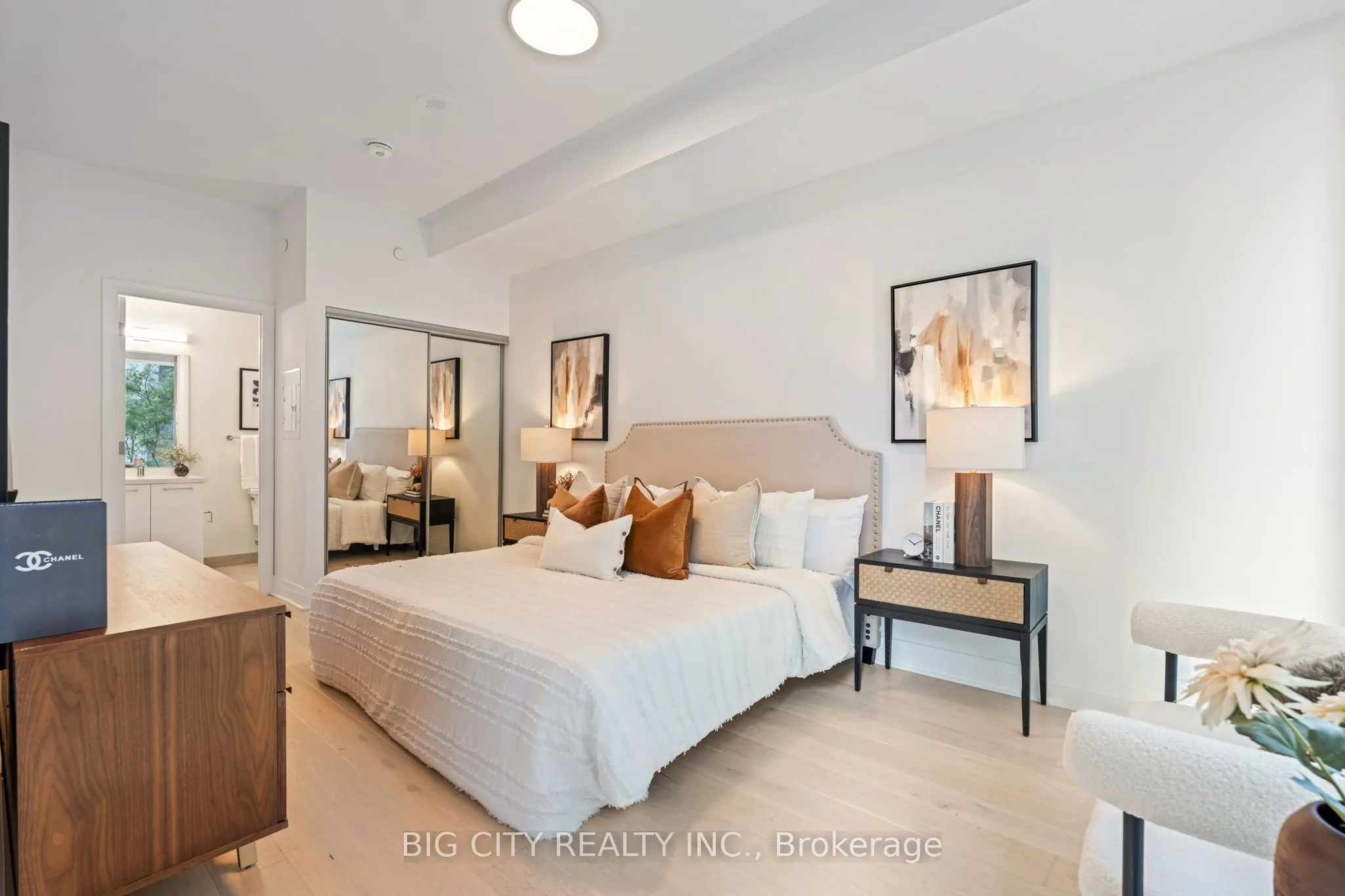 33 Frederick Todd Way, #TH03