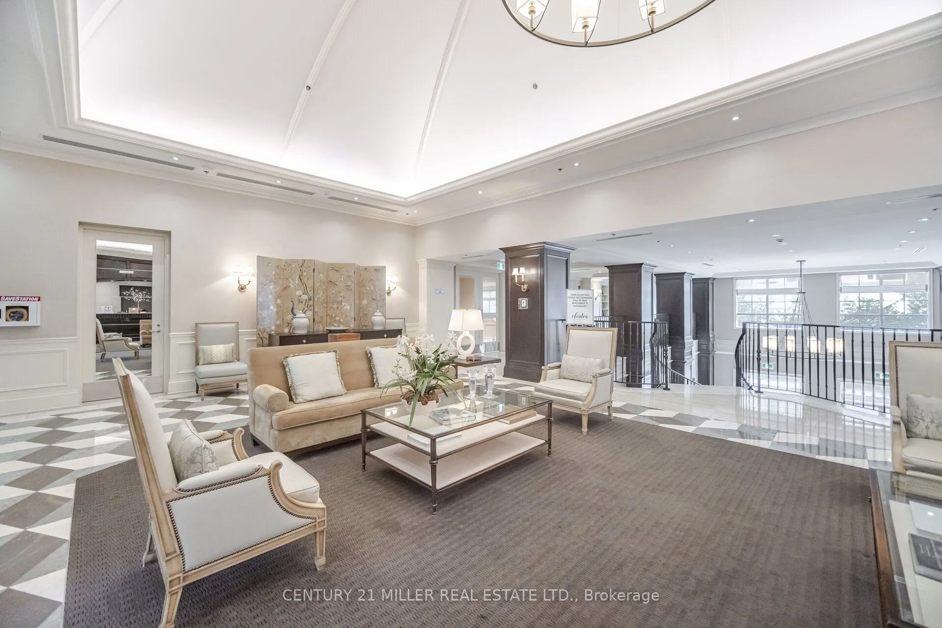 21 Burkebrook Place, #515