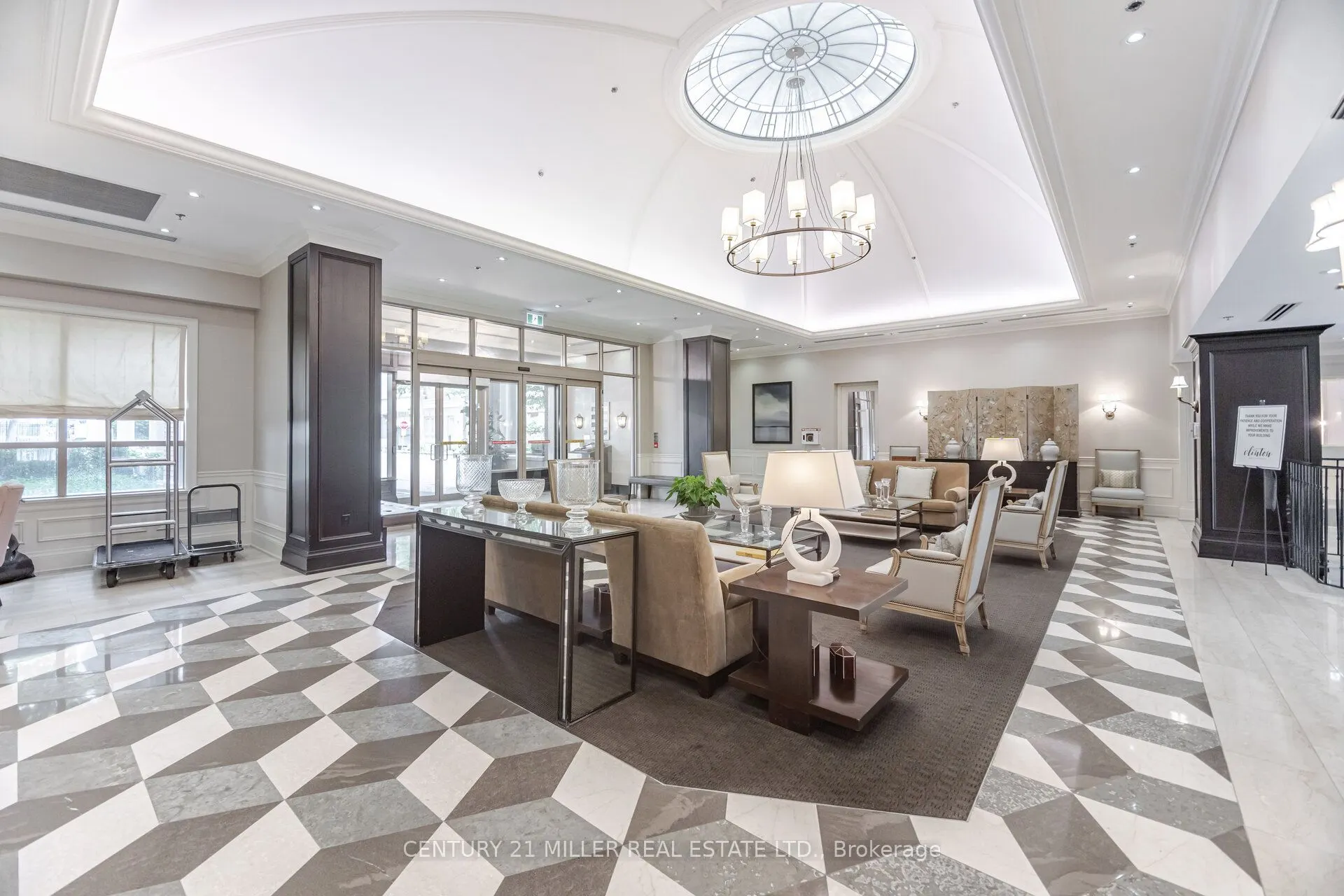 21 Burkebrook Place, #515