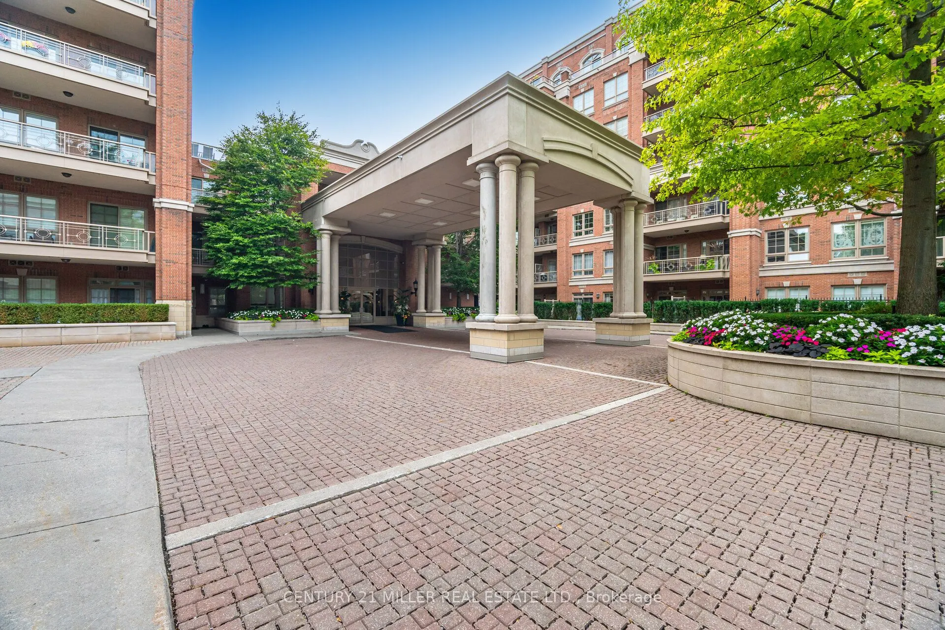 21 Burkebrook Place, #515