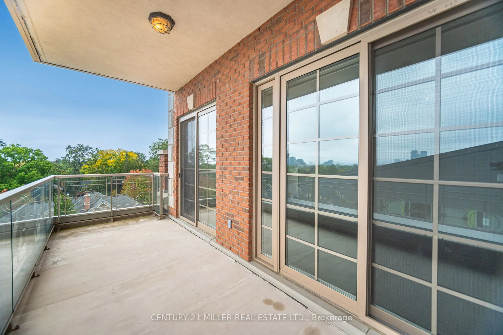 21 Burkebrook Place, #515