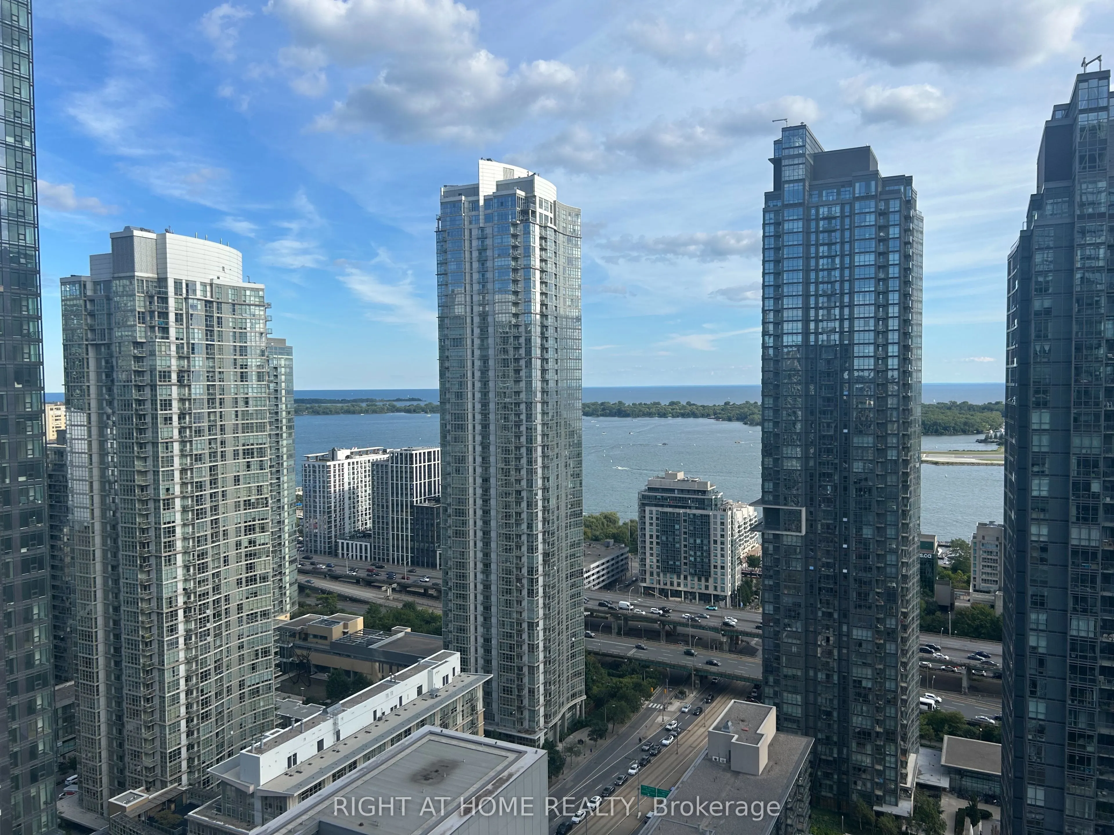 25 Telegram Mews, #3702