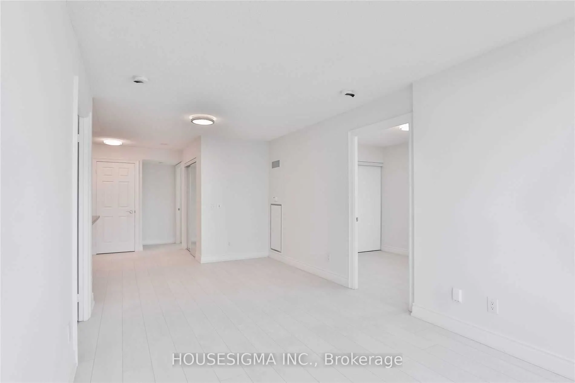 25 Greenview Avenue, #1826