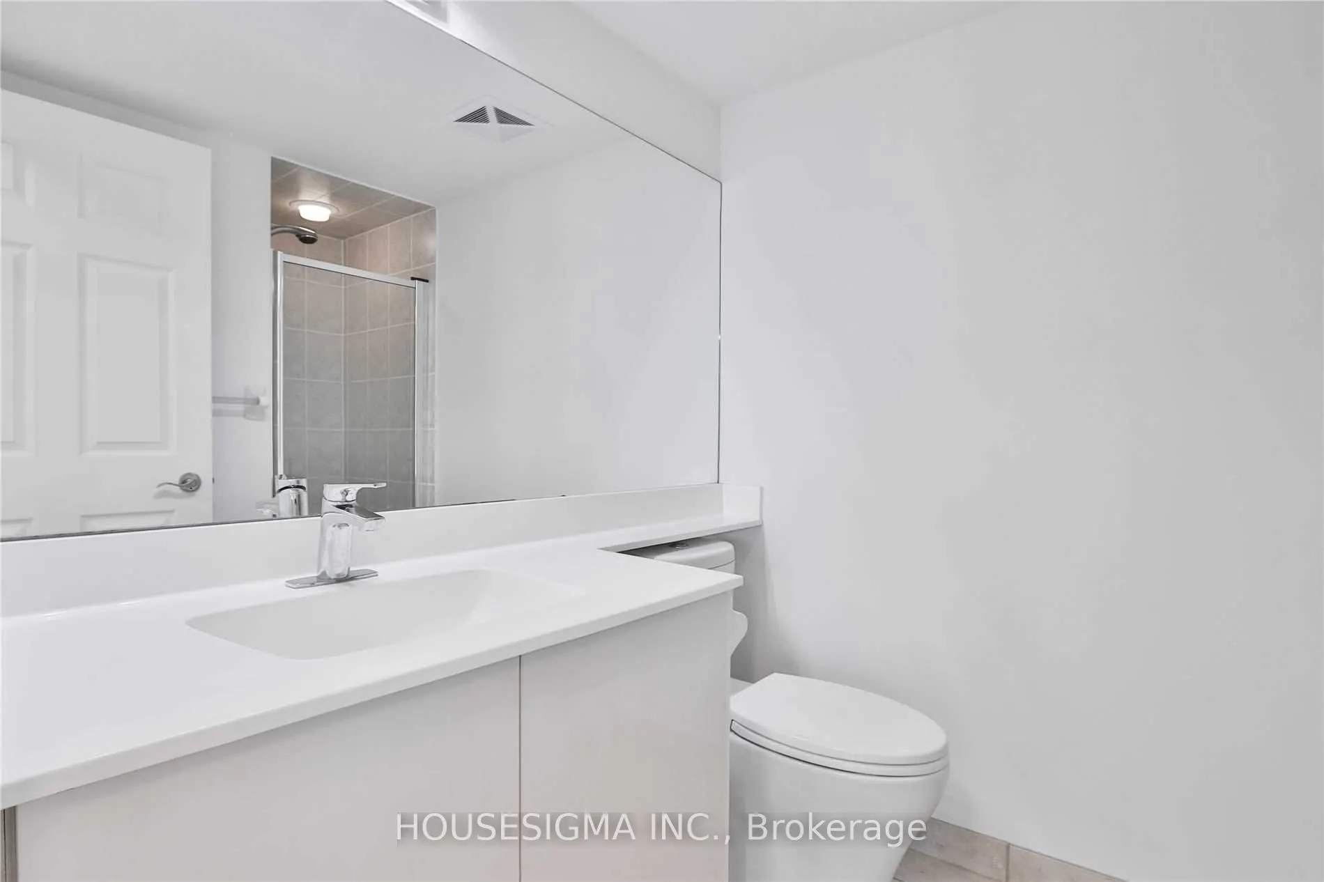 25 Greenview Avenue, #1826
