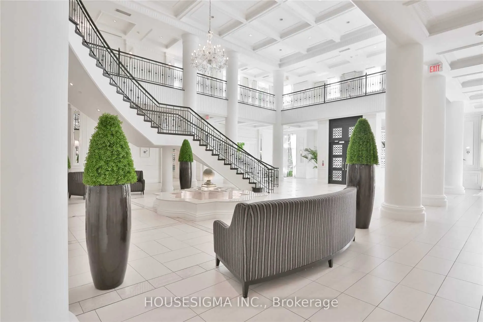 25 Greenview Avenue, #1826
