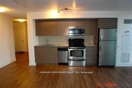 23 Sheppard Avenue E, #809