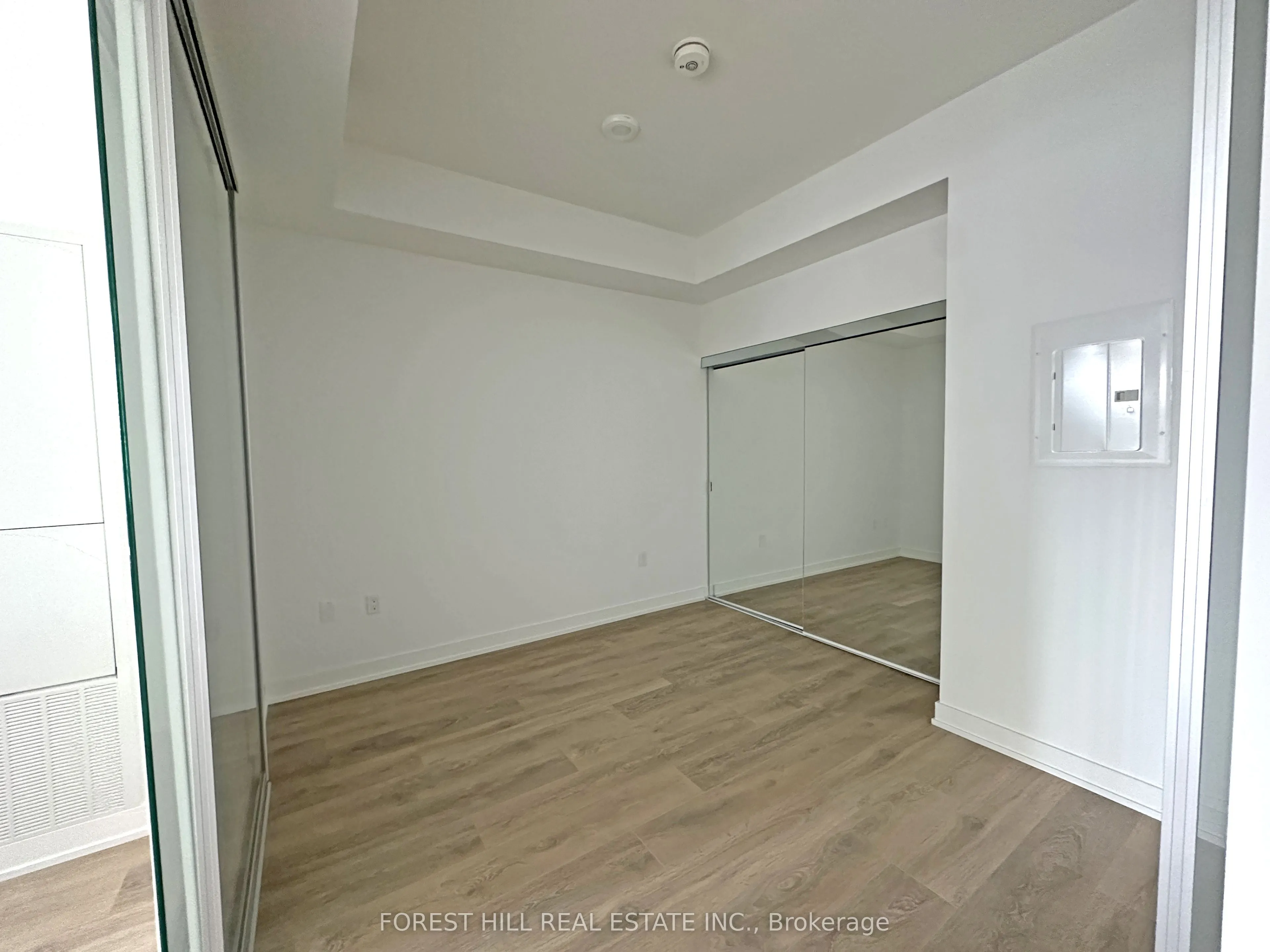 117 Broadway Avenue, #204