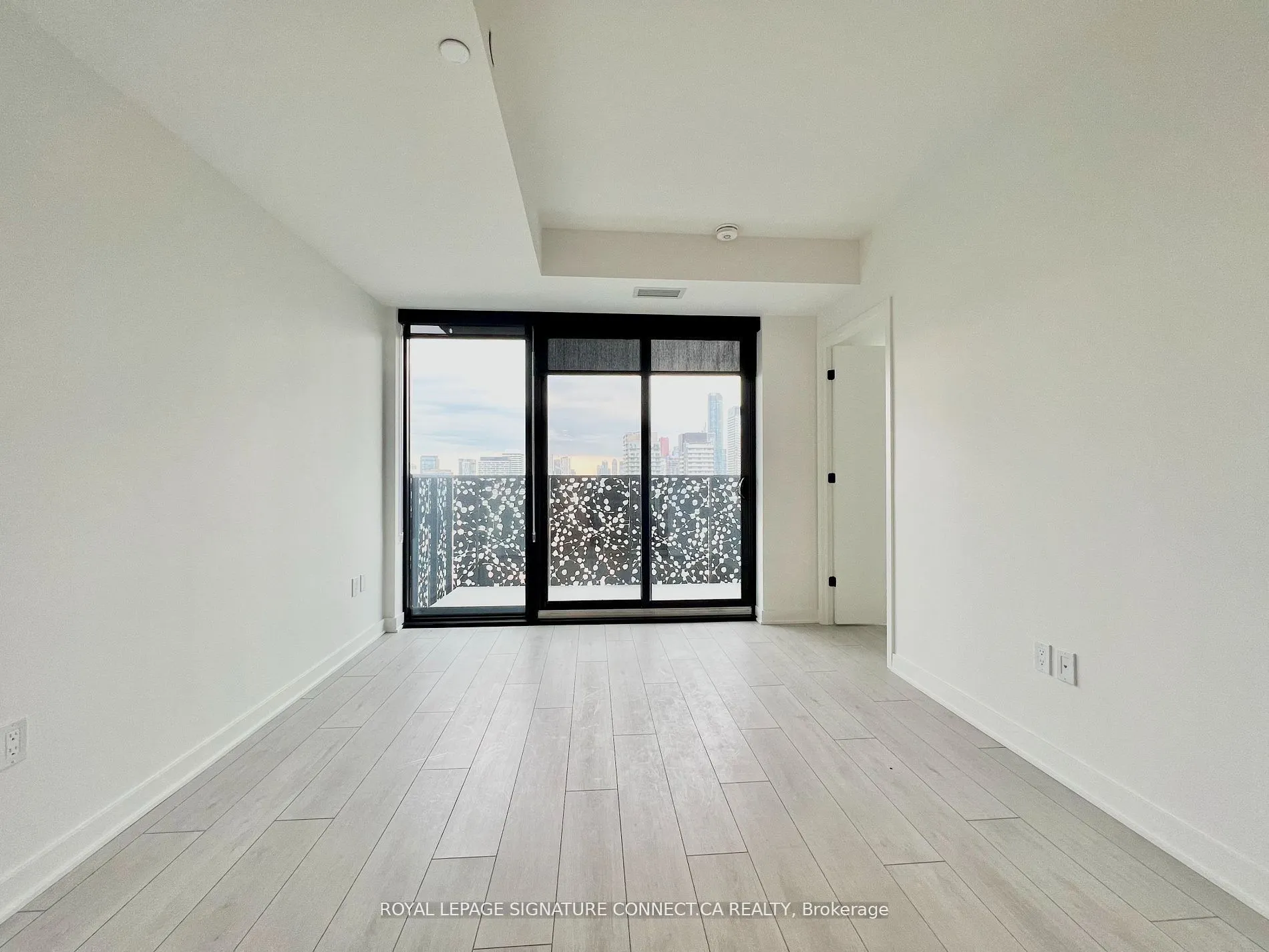 55 Charles Street E, #2605