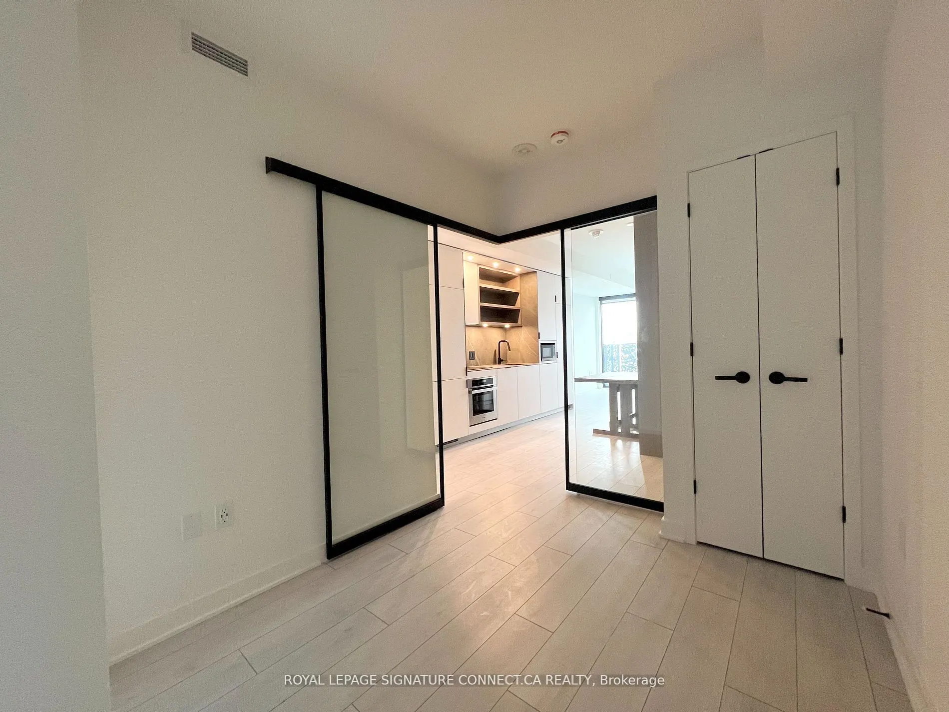 55 Charles Street E, #2605