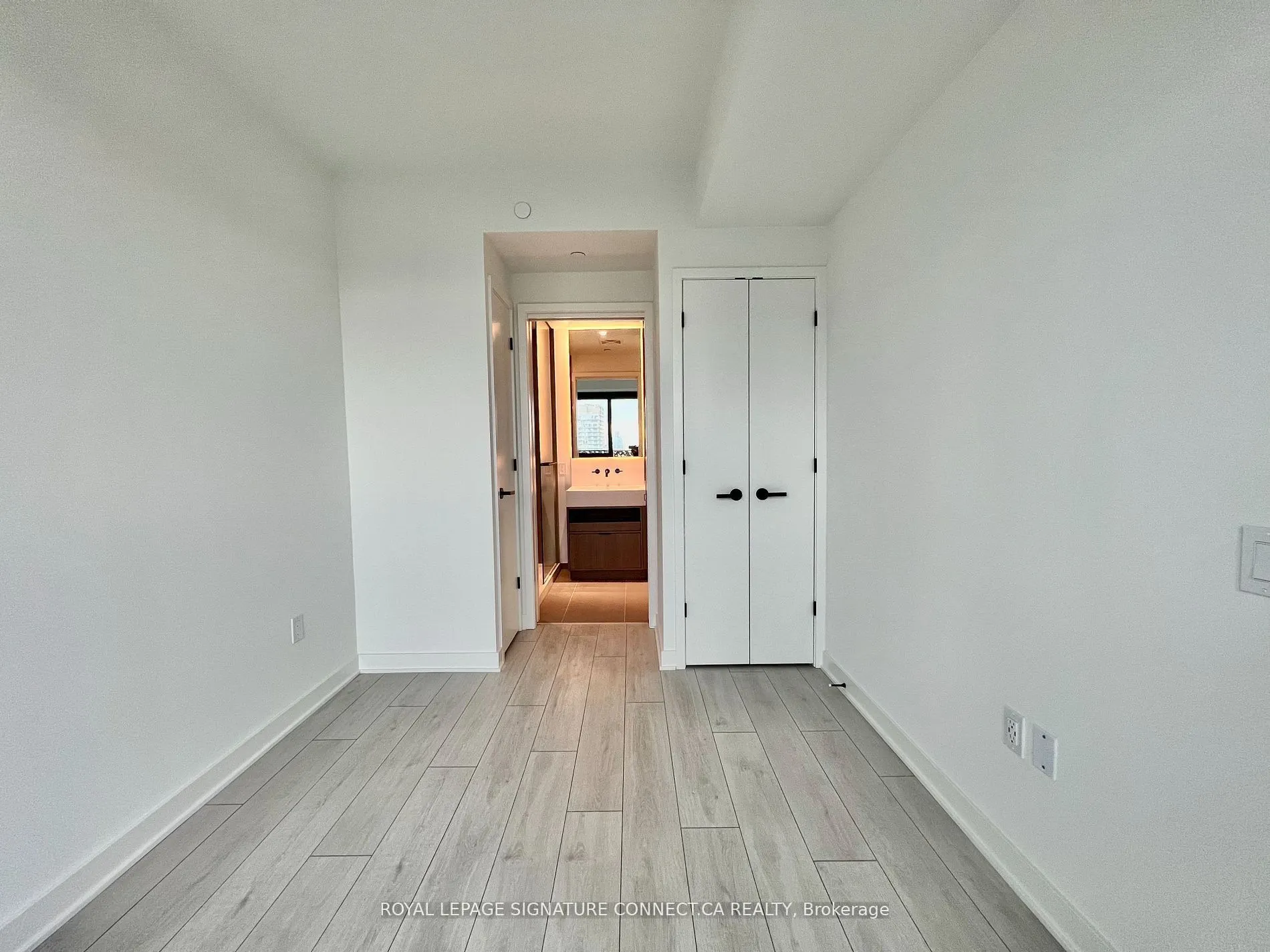 55 Charles Street E, #2605