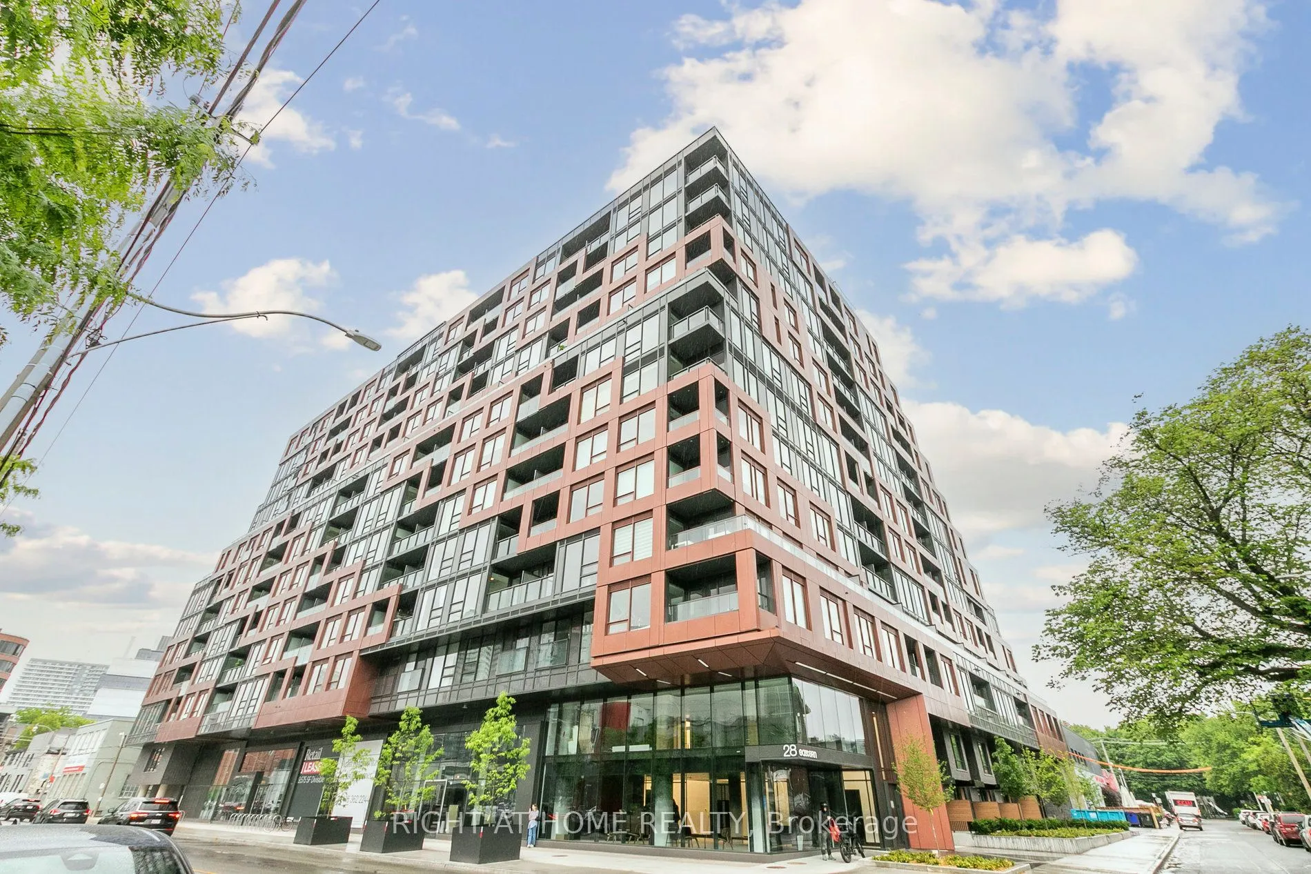 28 Eastern Avenue, #401