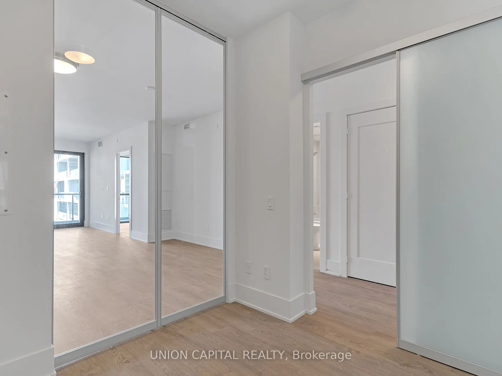 118 Merchants Wharf Avenue, #418