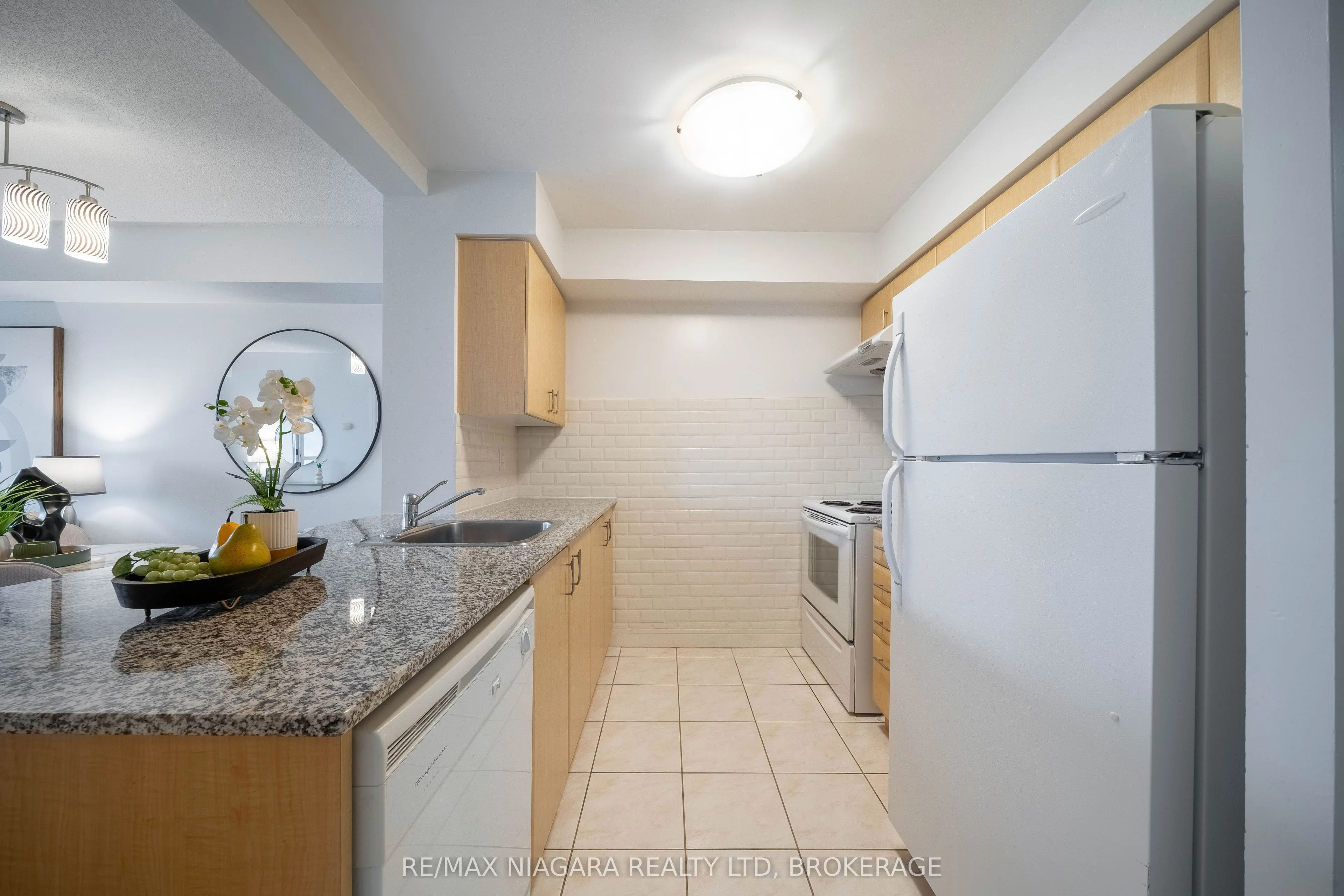 31 Bales Avenue, #1116