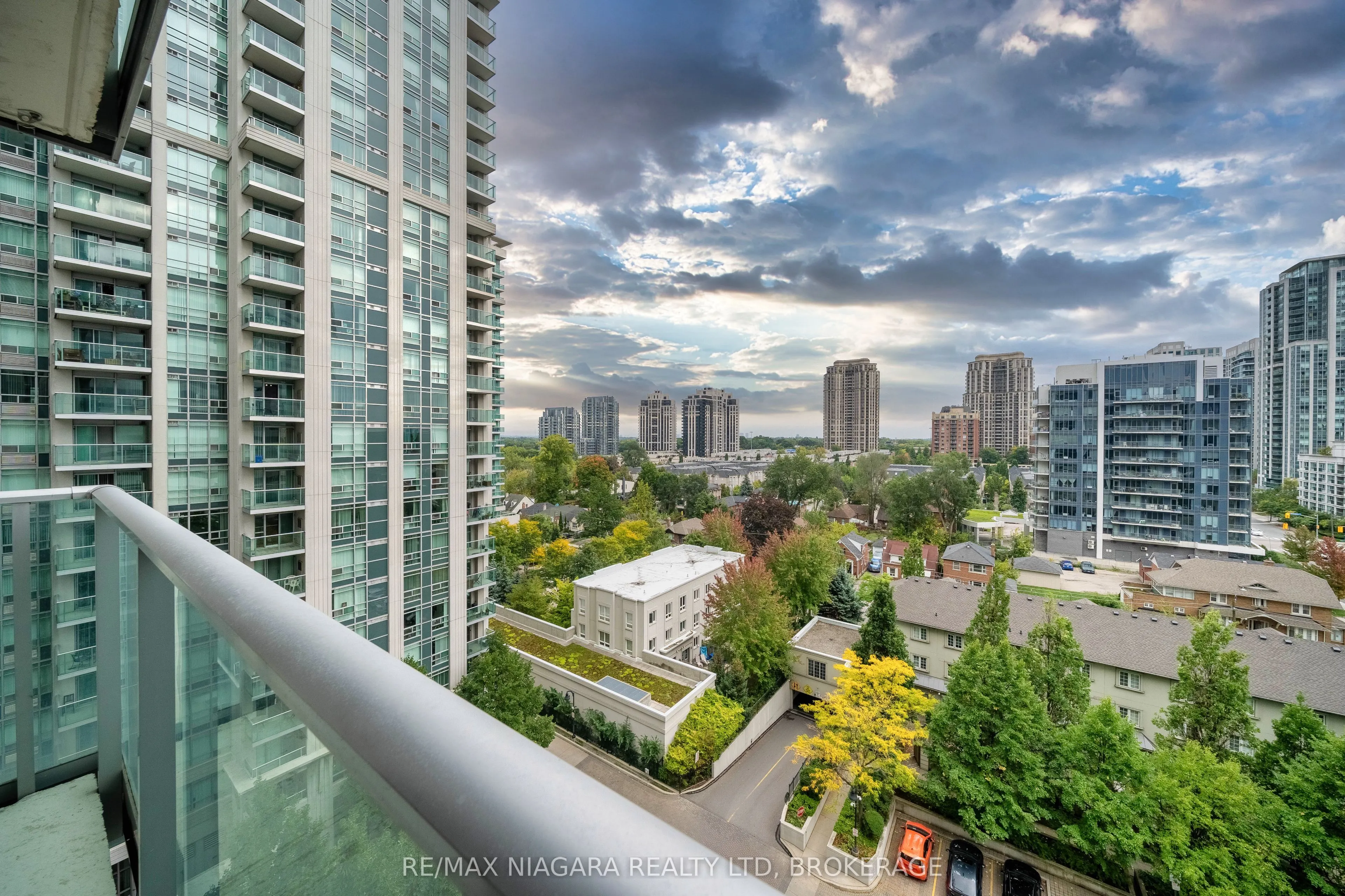 31 Bales Avenue, #1116