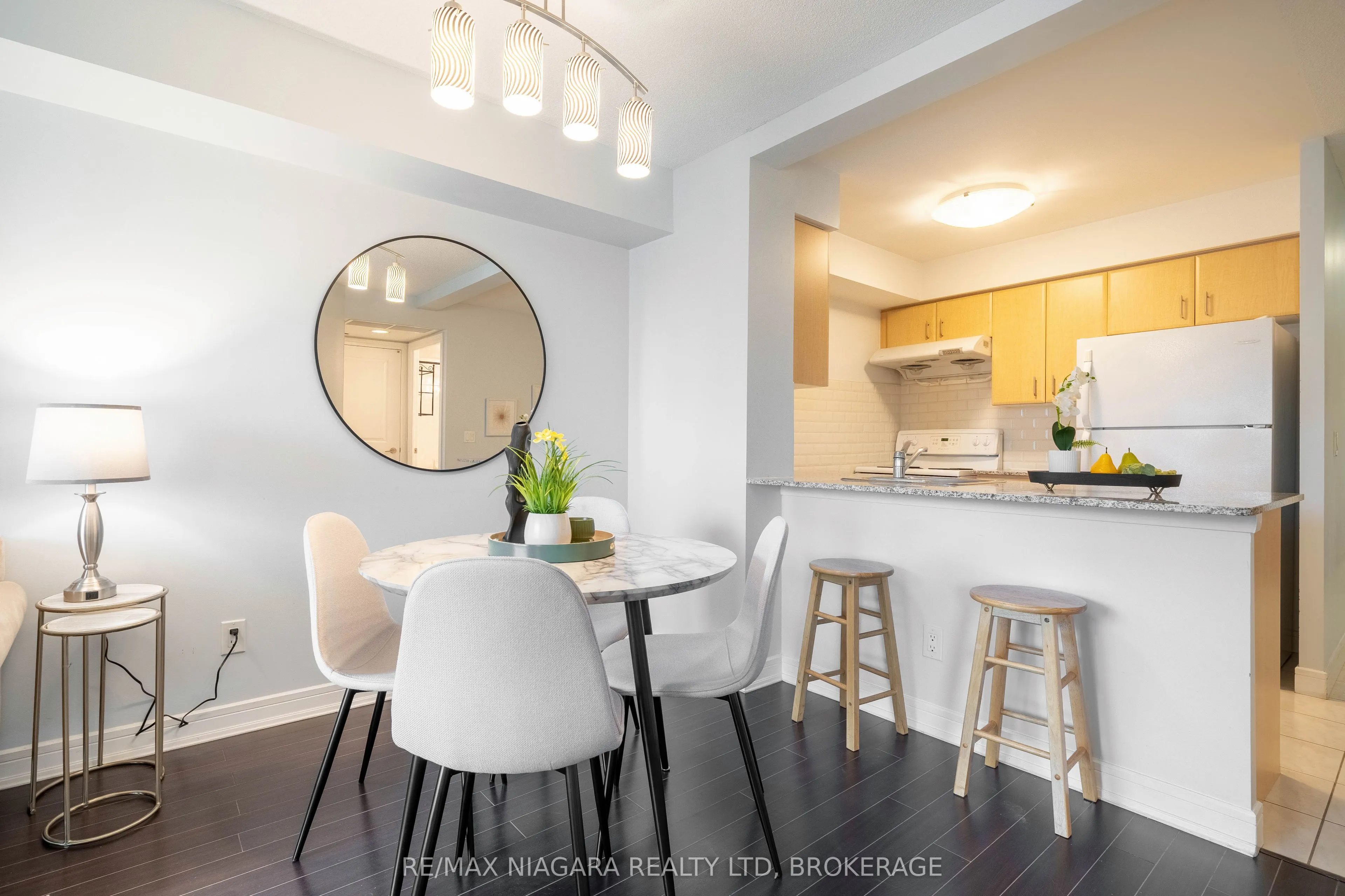 31 Bales Avenue, #1116