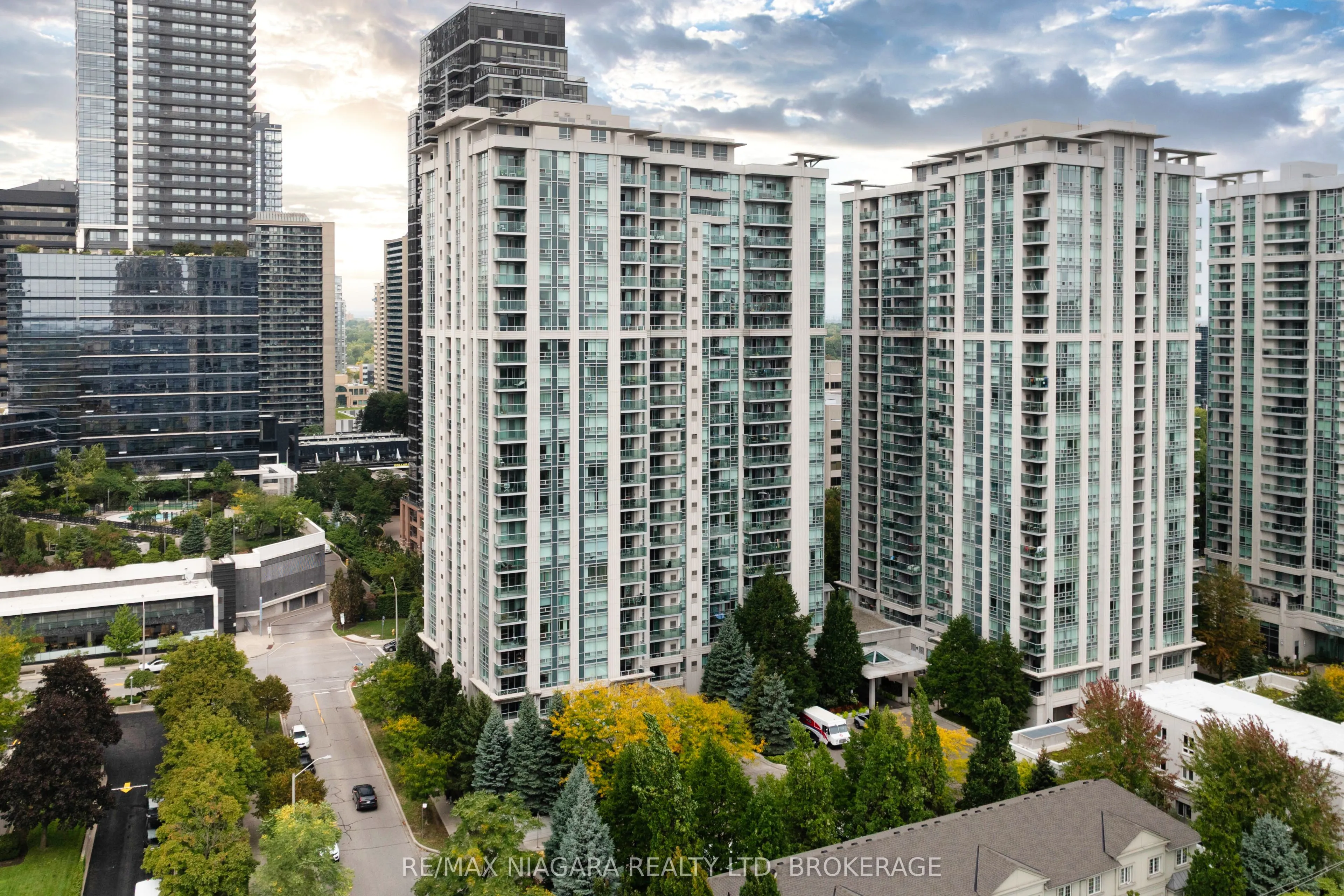 31 Bales Avenue, #1116