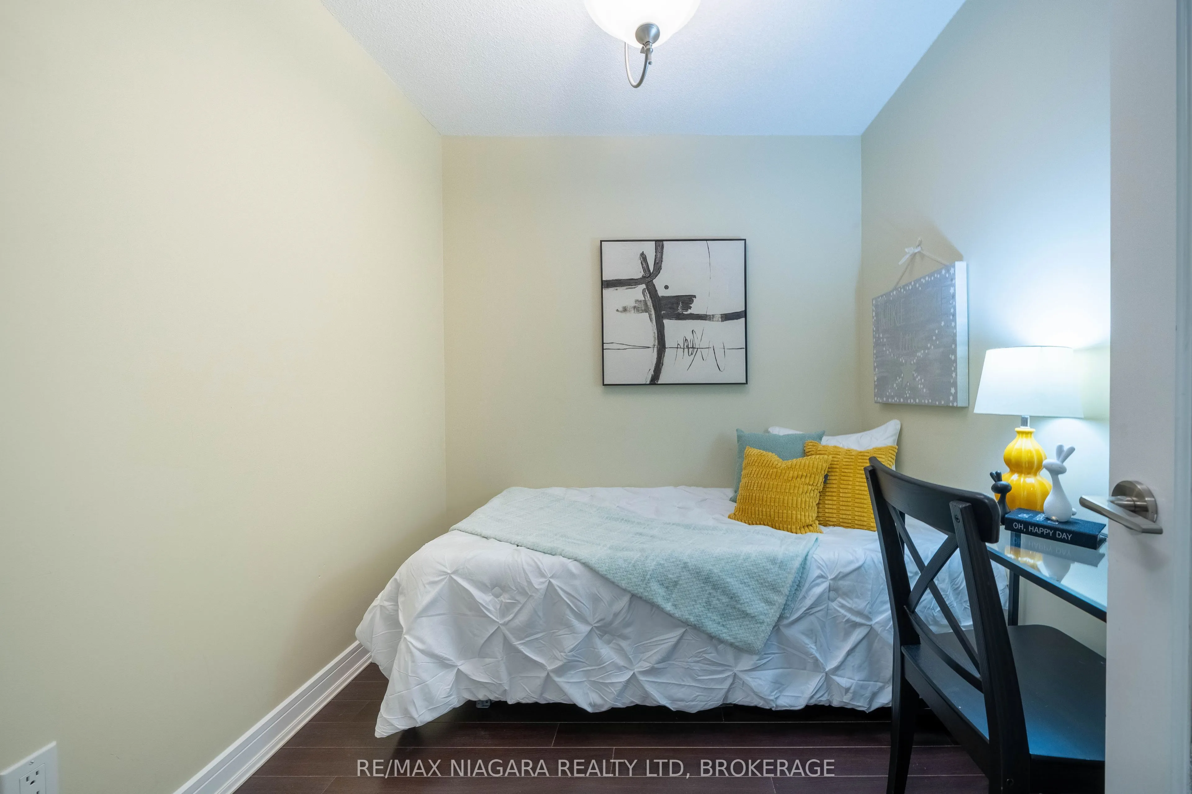 31 Bales Avenue, #1116