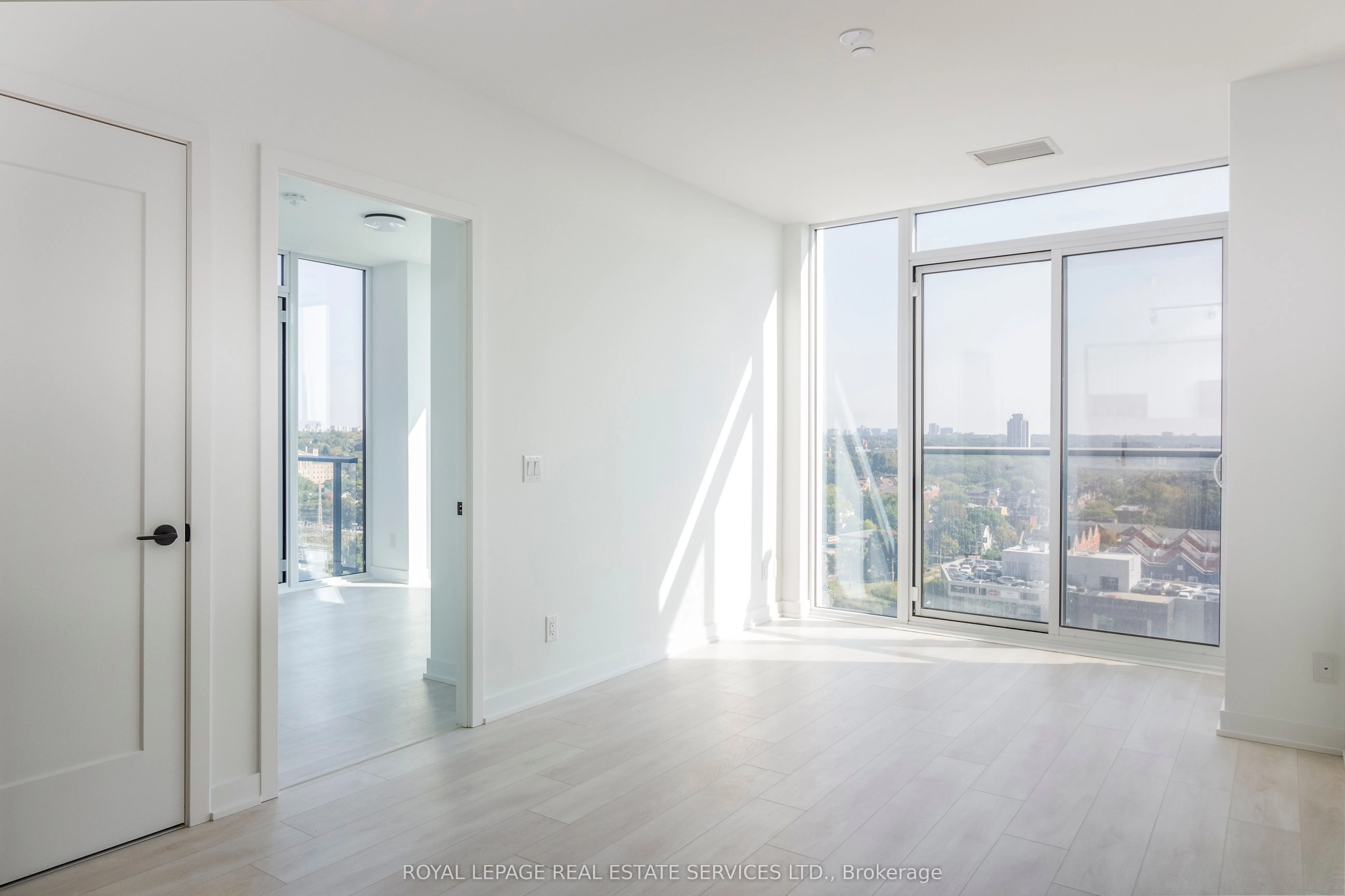5 Defries Street, #1207
