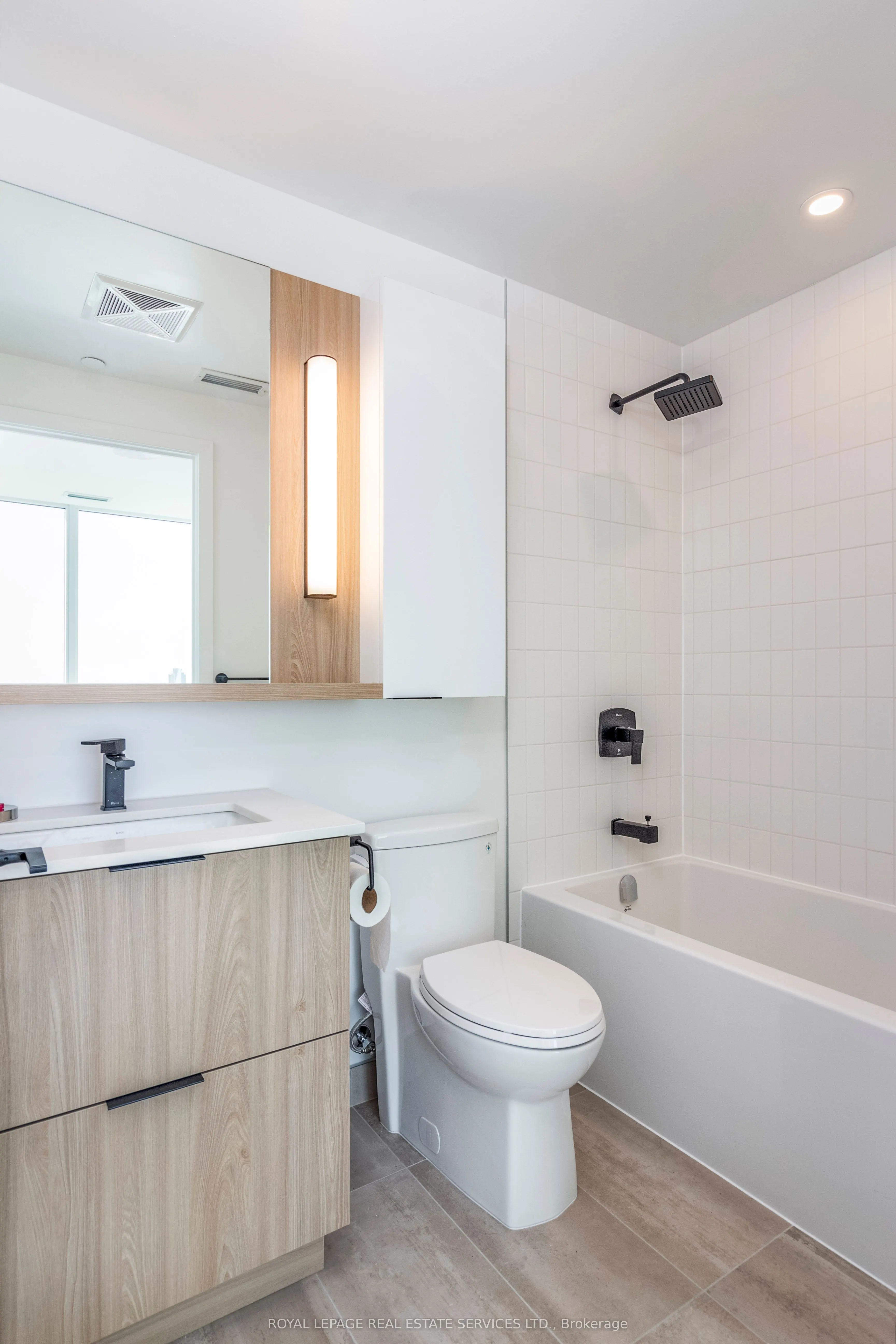 5 Defries Street, #1207