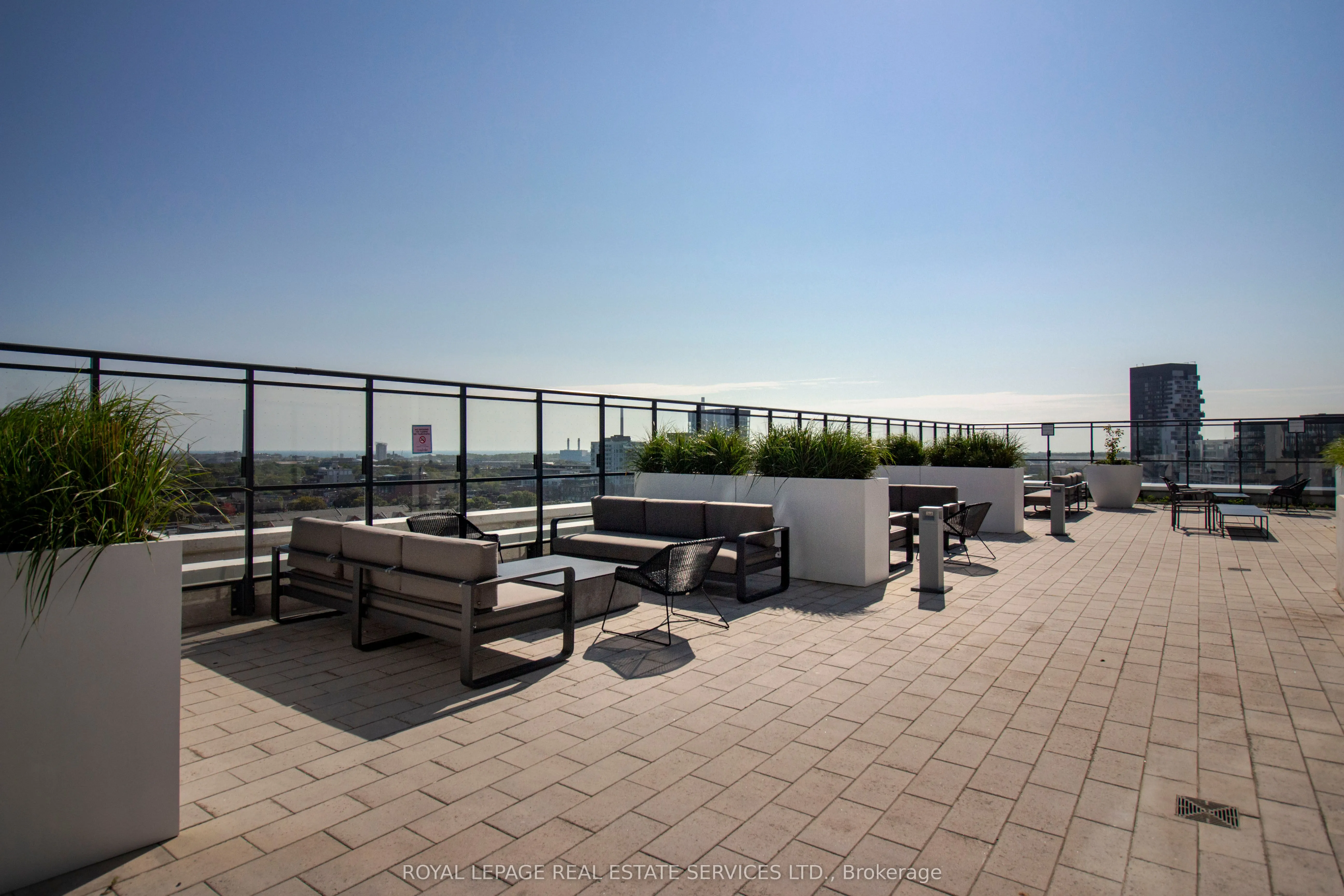 5 Defries Street, #1207