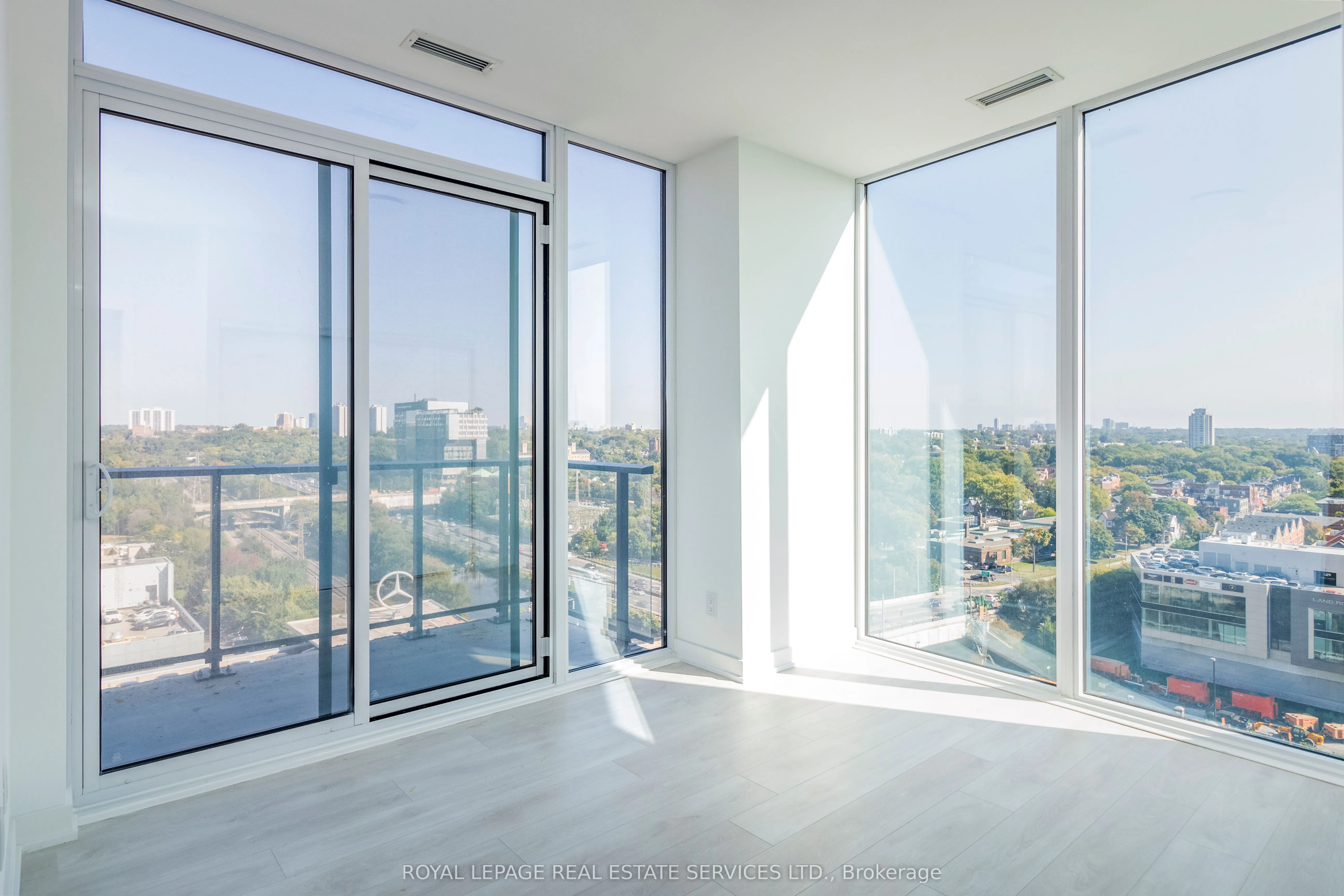 5 Defries Street, #1207