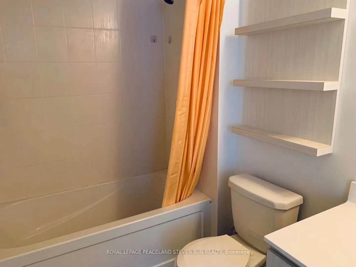 275 Yorkland Road, #1812